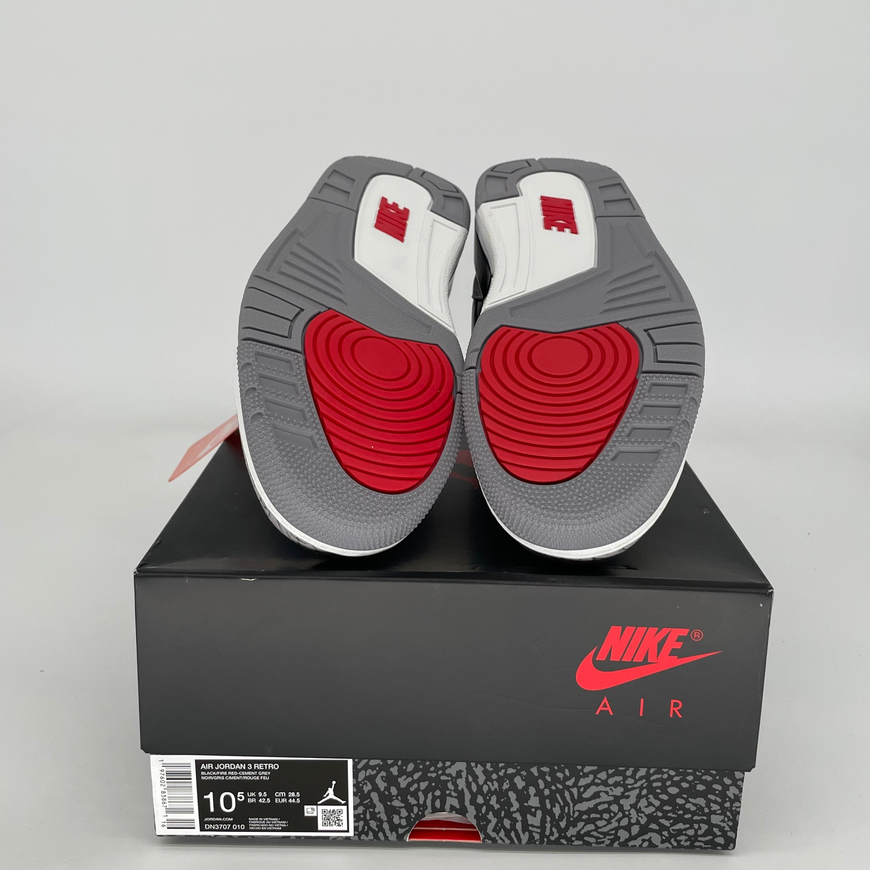 Original Air Jordan 3 Retro 'Black Cement' Men's Basketball Shoes Size 10.5 (DN3707-010) - Classic Sneakers for Streetwear & Basketball Performance