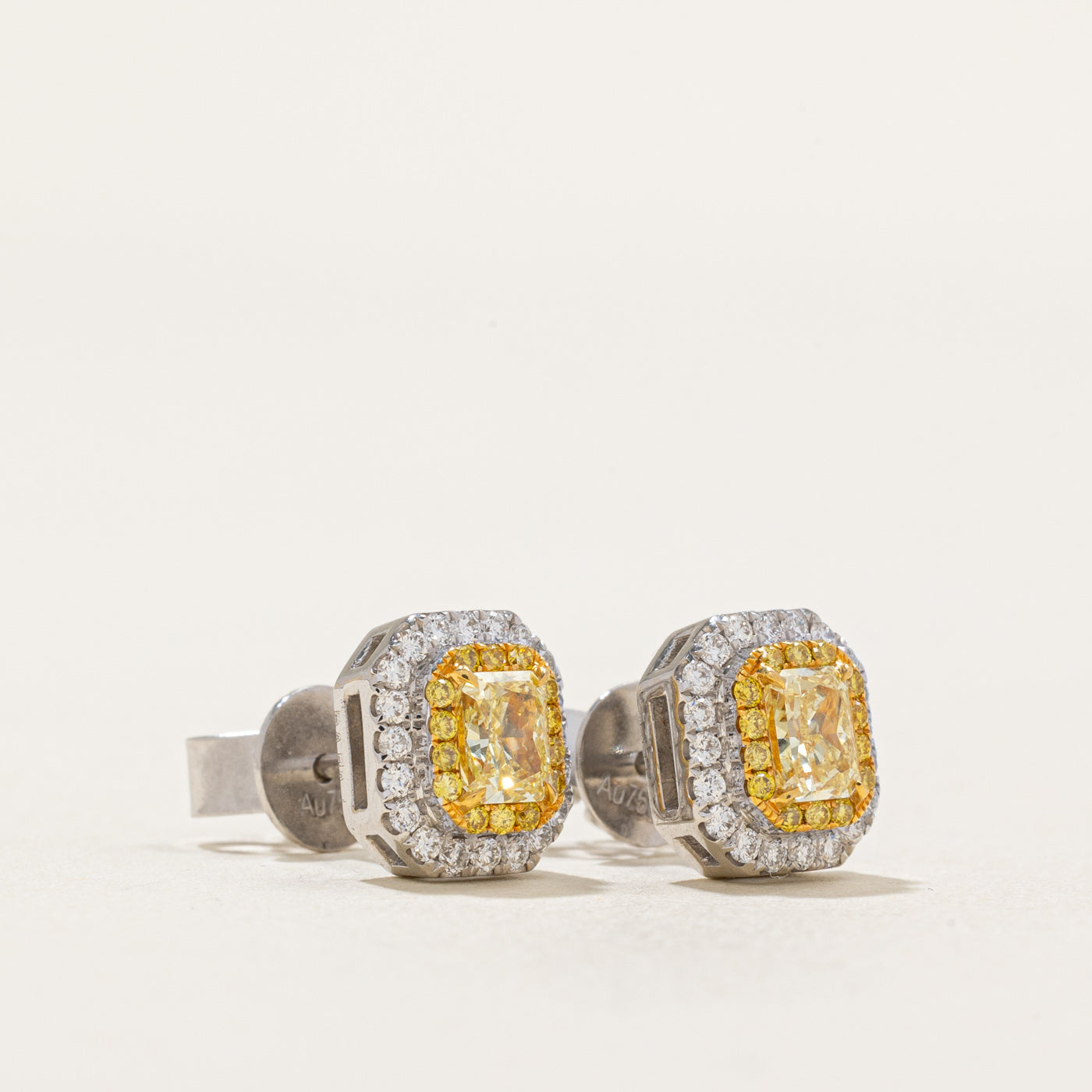 Exquisite 0.87ctw Yellow & White Diamond Stud Earrings - 0.25ctw Each - Perfect for Weddings, Anniversaries & Special Occasions