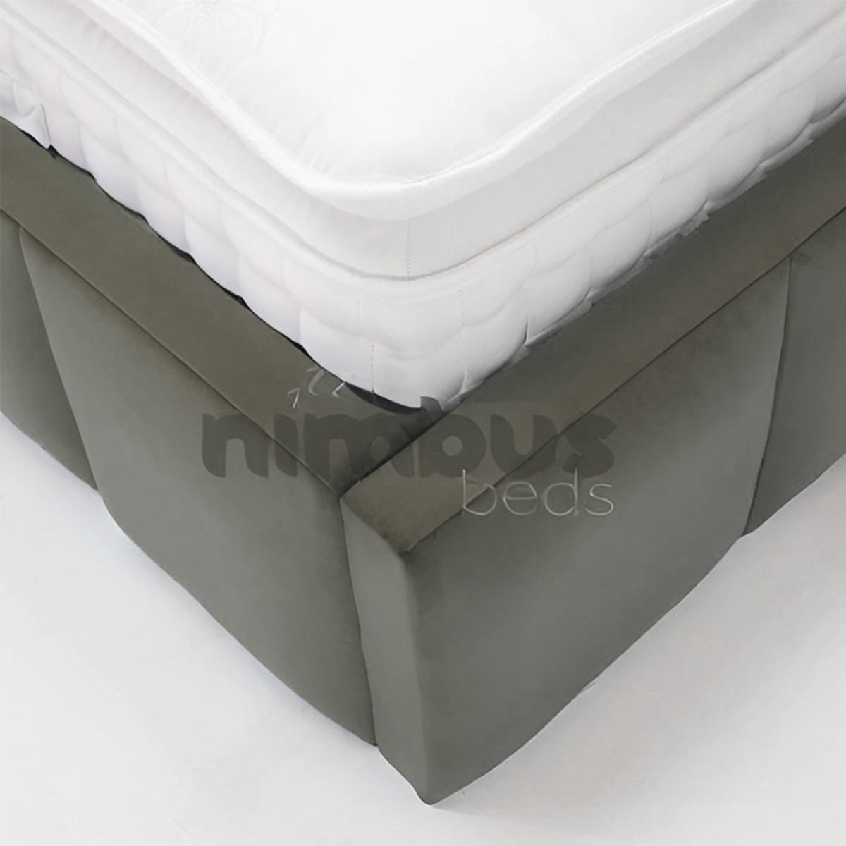 4 Panel Bed Frame - Queen Size Wooden Platform Bed with Headboard & Footboard - Sturdy & Modern Design for Bedroom, Guest Room, or Dorm