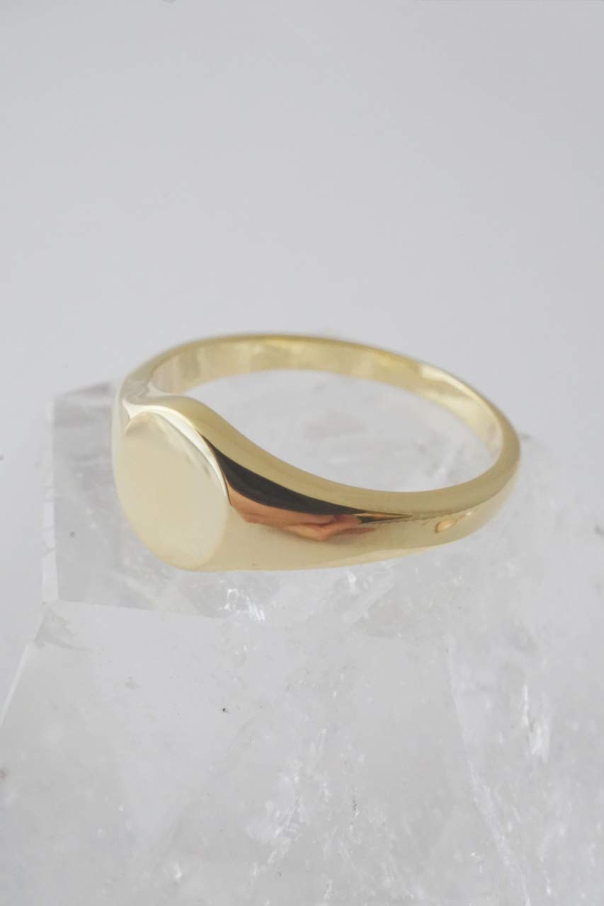Honeycat Signet Ring for Women - Elegant Minimalist Jewelry in Gold, Rose Gold & Silver | Perfect for Everyday Wear, Gifts & Special Occasions