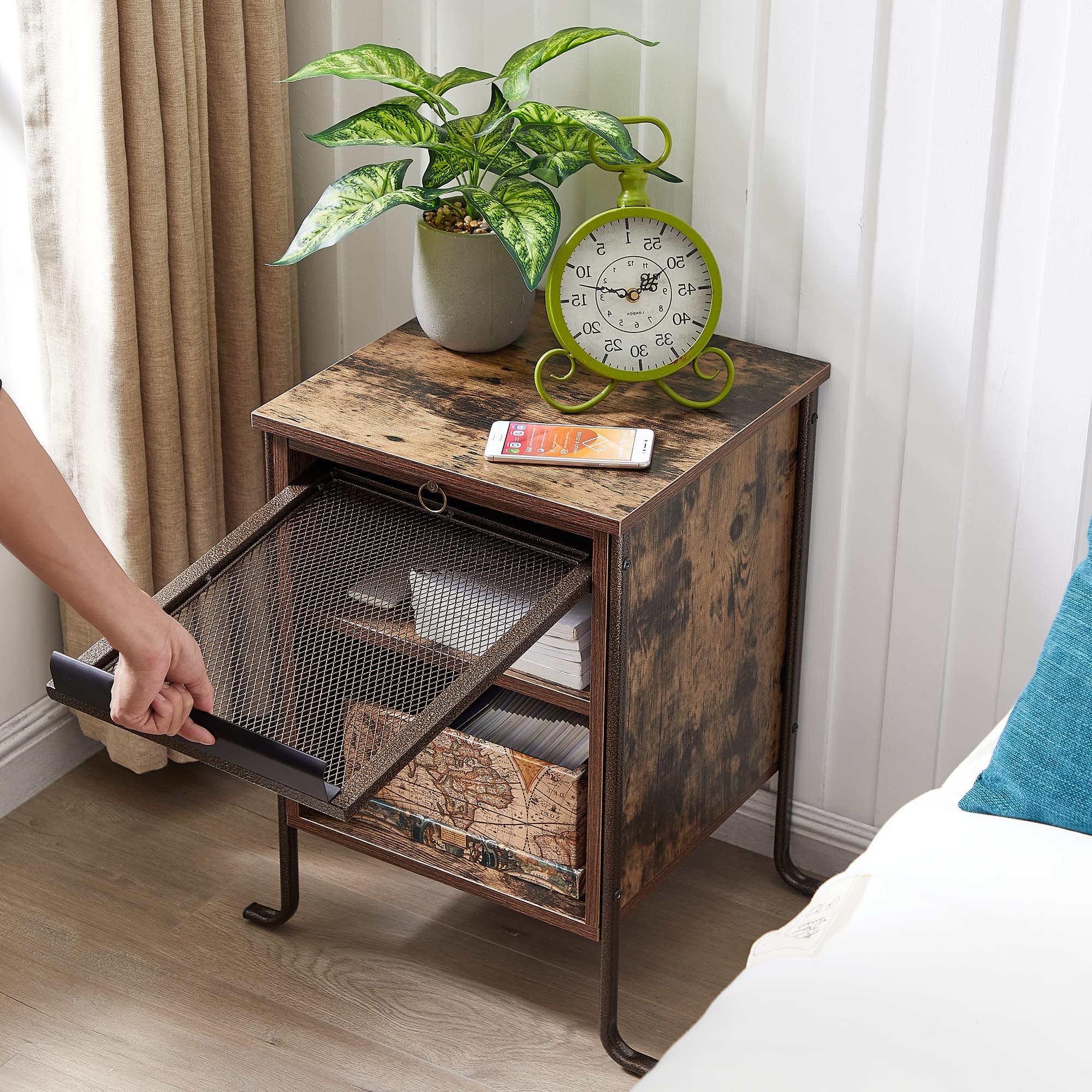 VECELO Rustic Brown Side Table with Pull-Out Tray & 2-Tier Storage Shelf - Compact End Table for Small Spaces, Bedroom Nightstand or Chairside Table - Sturdy Steel Frame for Living Room, Office & Dorm Use