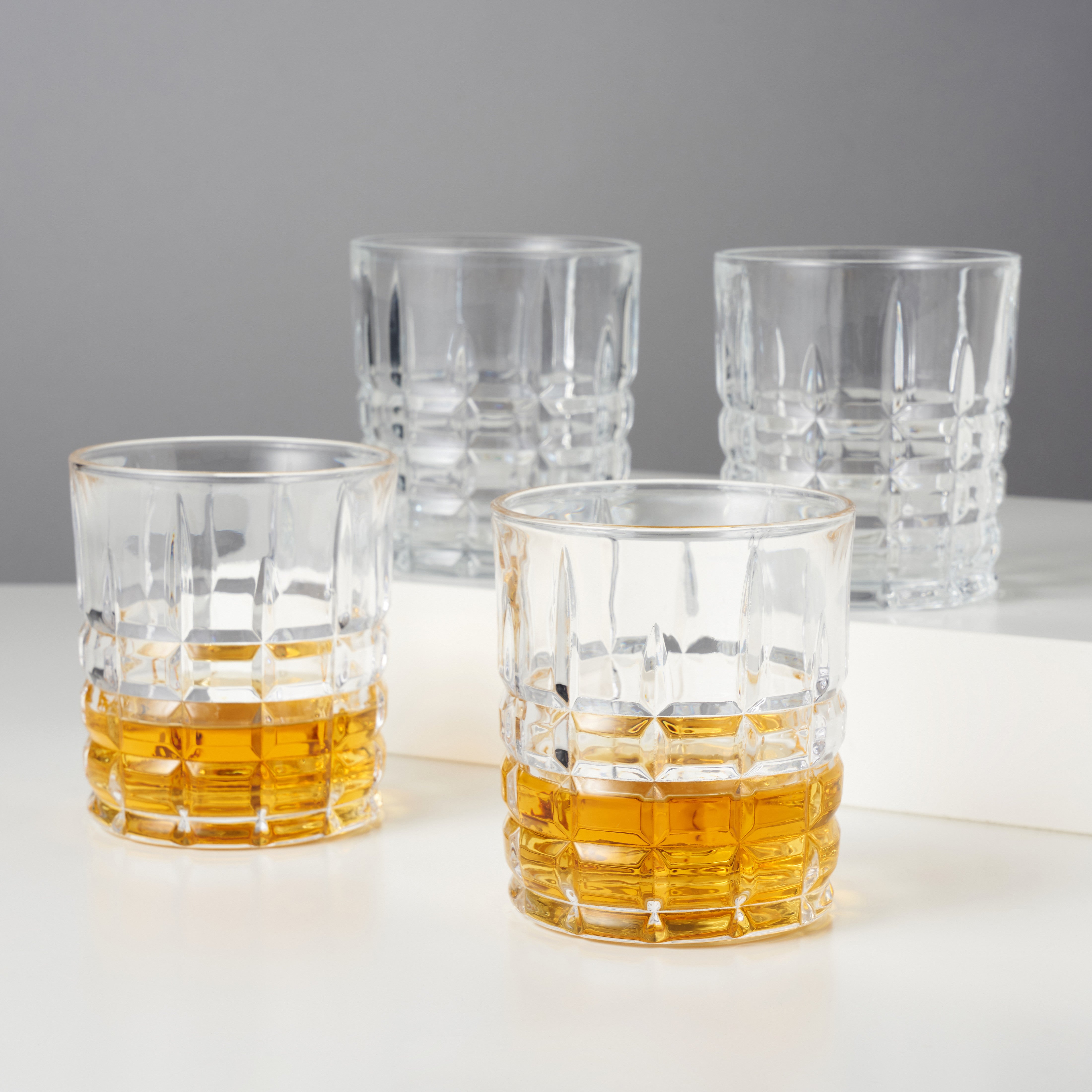 Premium Highland Crystal Tumblers Set of 4 - Elegant Whiskey Glasses for Scotch, Bourbon & Cocktails - Perfect for Home Bar, Dinner Parties & Gifts
