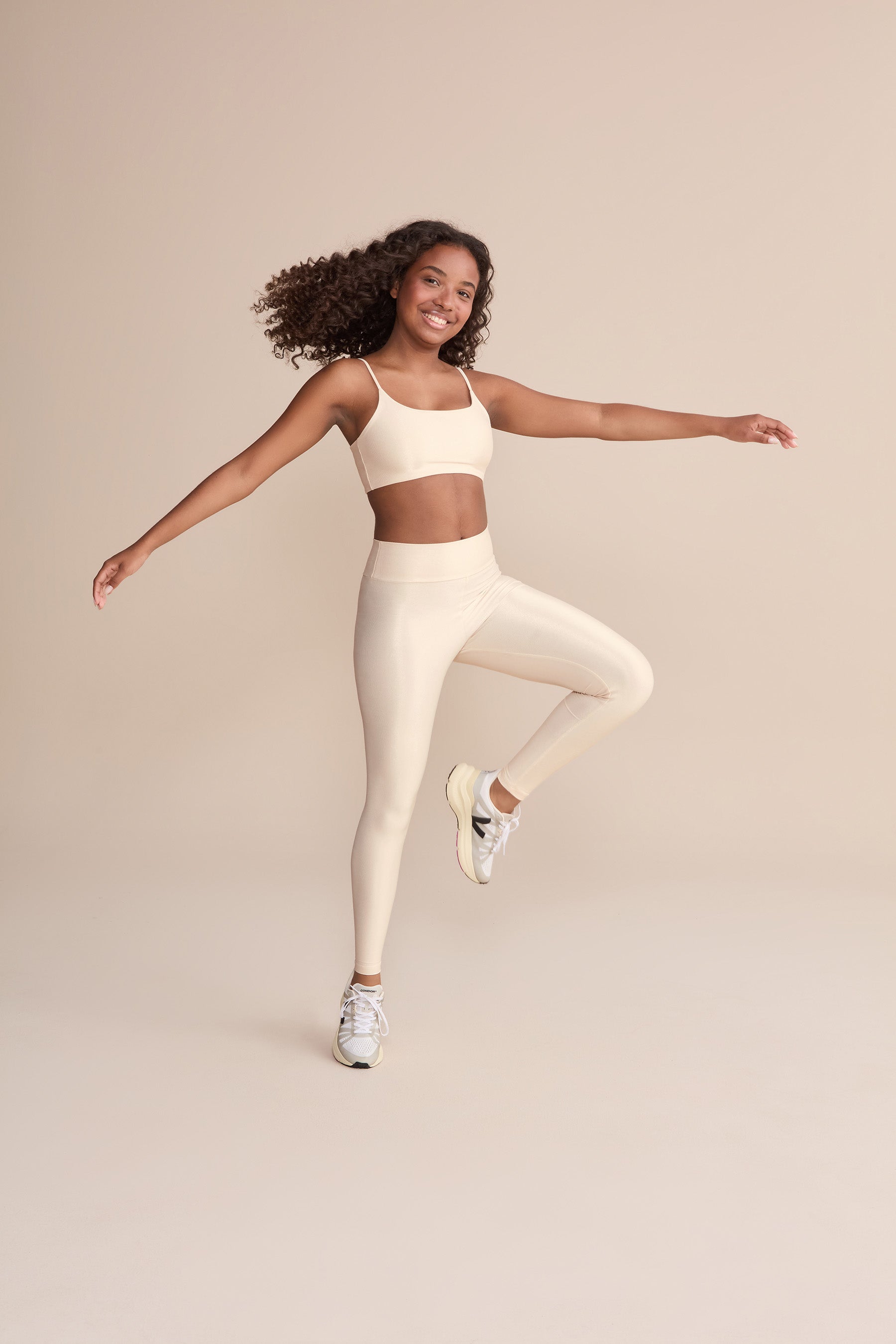 Curve Allure® Adaptiv Kids Sports Bra - Breathable & Supportive Activewear for Girls - Perfect for Running, Yoga & Gym Workouts