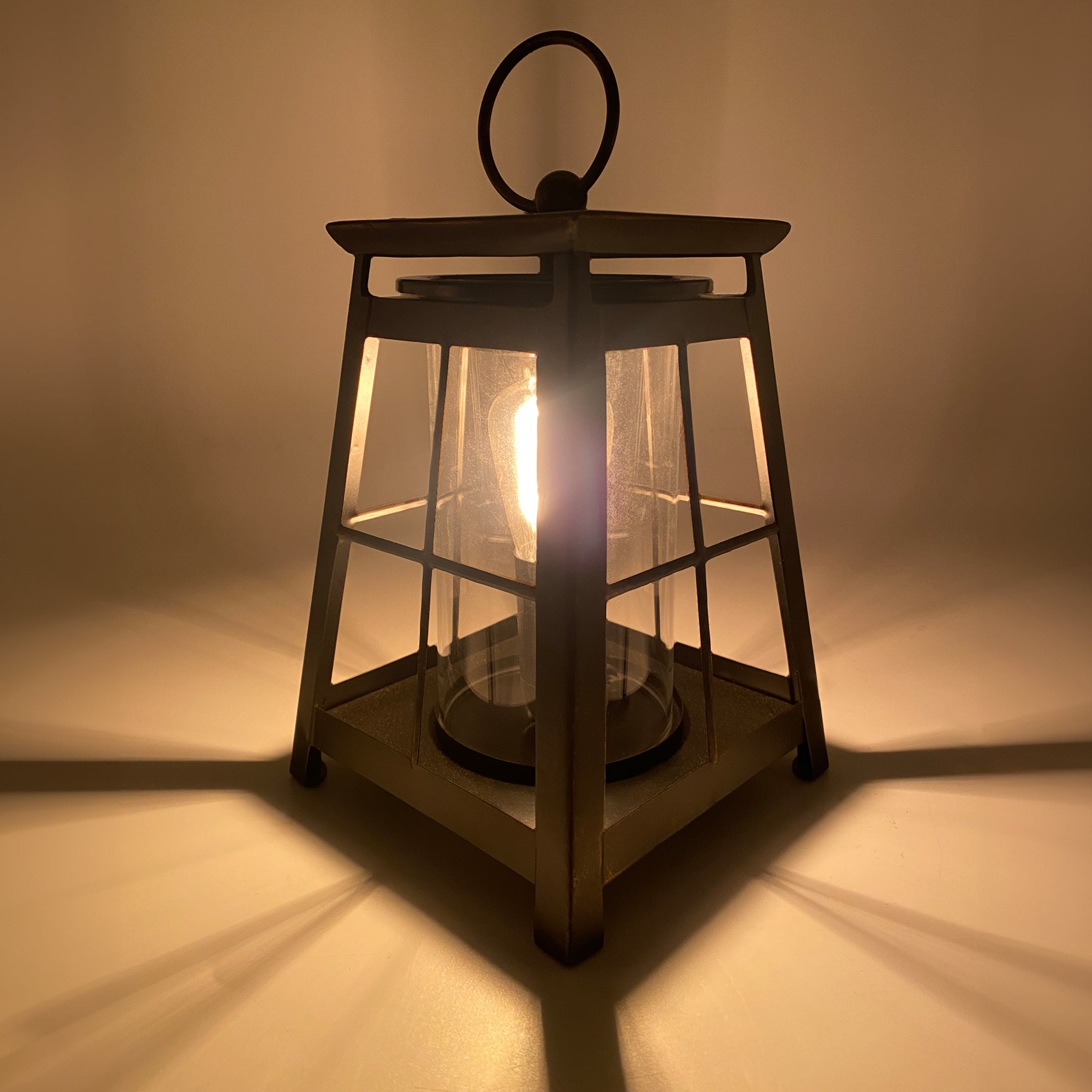 Edison Style Metal Electric Wax Warmer Lantern - Vintage Decorative Scented Wax Melter for Home, Office, and Romantic Ambiance