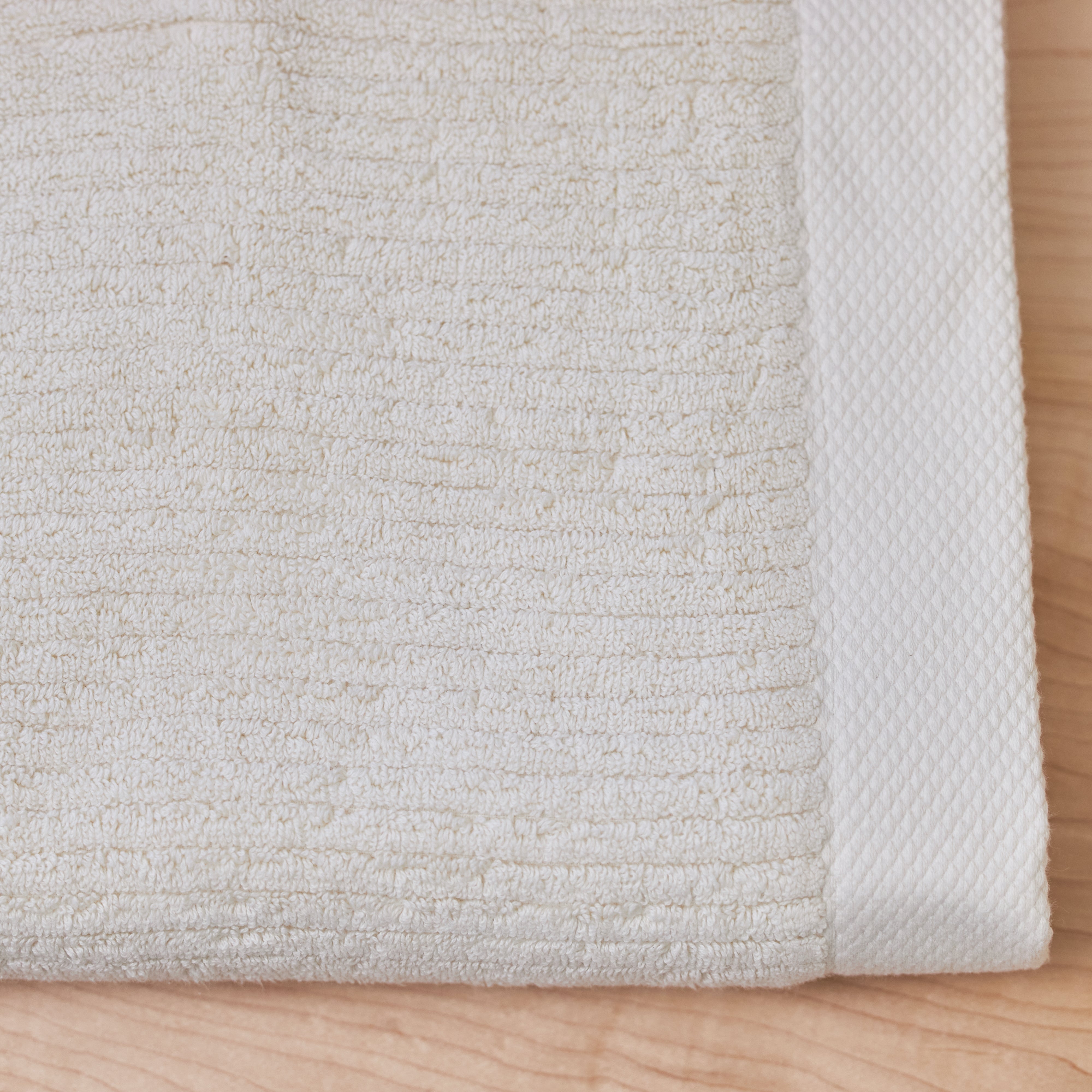 Premium Organic Cotton Bath Towels - Ultra Soft, Absorbent & Eco-Friendly - Perfect for Spa, Bath & Beach Use
