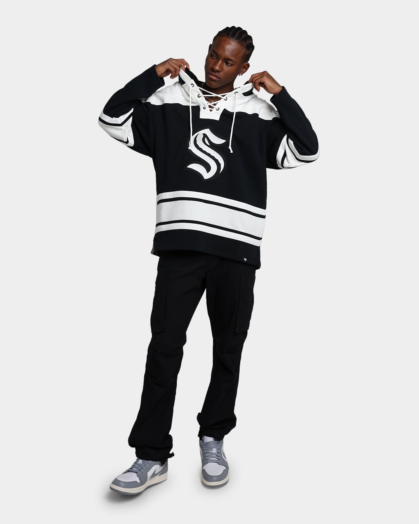 47 Brand Seattle Kraken Superior Lacer Hoodie - Men's NHL Hockey Pullover Sweatshirt (Jet Black) - Warm & Comfortable for Game Day & Casual Wear