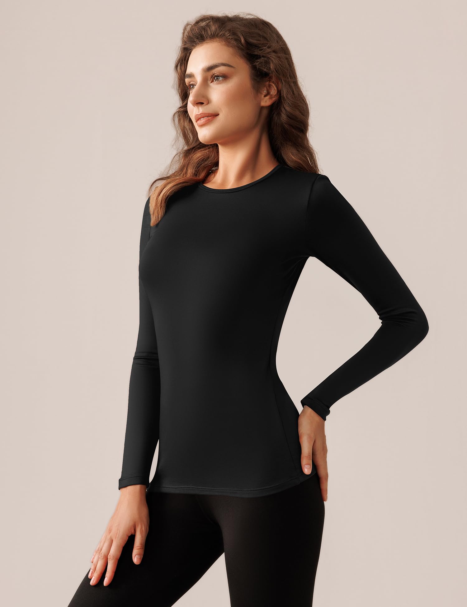 QOMEWA 2 Pack Women's Thermal Long Sleeve Shirts - Slim Fit Fleece Lined Base Layer for Cold Weather, Winter Underwear, Lightweight Thermal Top for Hiking, Skiing & Outdoor Activities