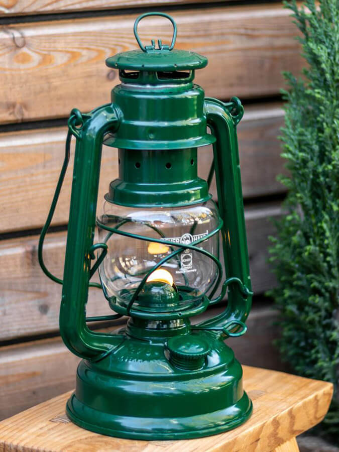 Feuerhand Baby Special 276 Hurricane Lantern - Vintage Outdoor Camping Light for Emergency, Garden, Patio & Power Outages