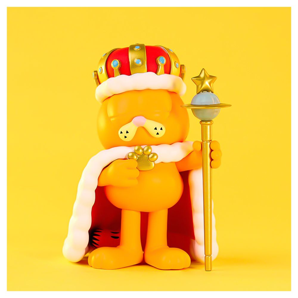 Garfield Day Dream Plush Toy - Cute Cartoon Cat Stuffed Animal for Kids & Adults - Perfect for Gifts, Bedroom Decor, and Collectibles