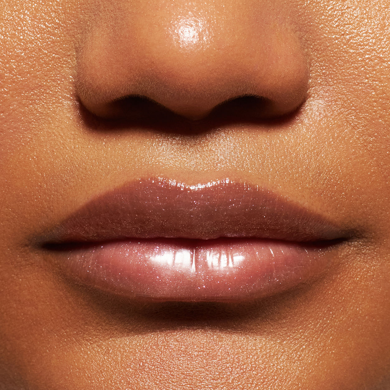 Glisten Up Lip Gloss - Shiny & Moisturizing Lip Gloss for Women - Perfect for Daily Wear & Special Occasions