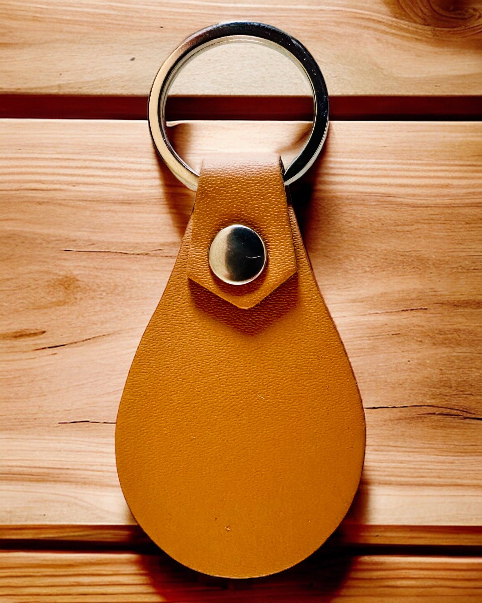 Custom Engraved PU Leather Keychain - Personalized Gift for Men & Women - 5 Color Options - Perfect for Keys, Wallets & Backpacks