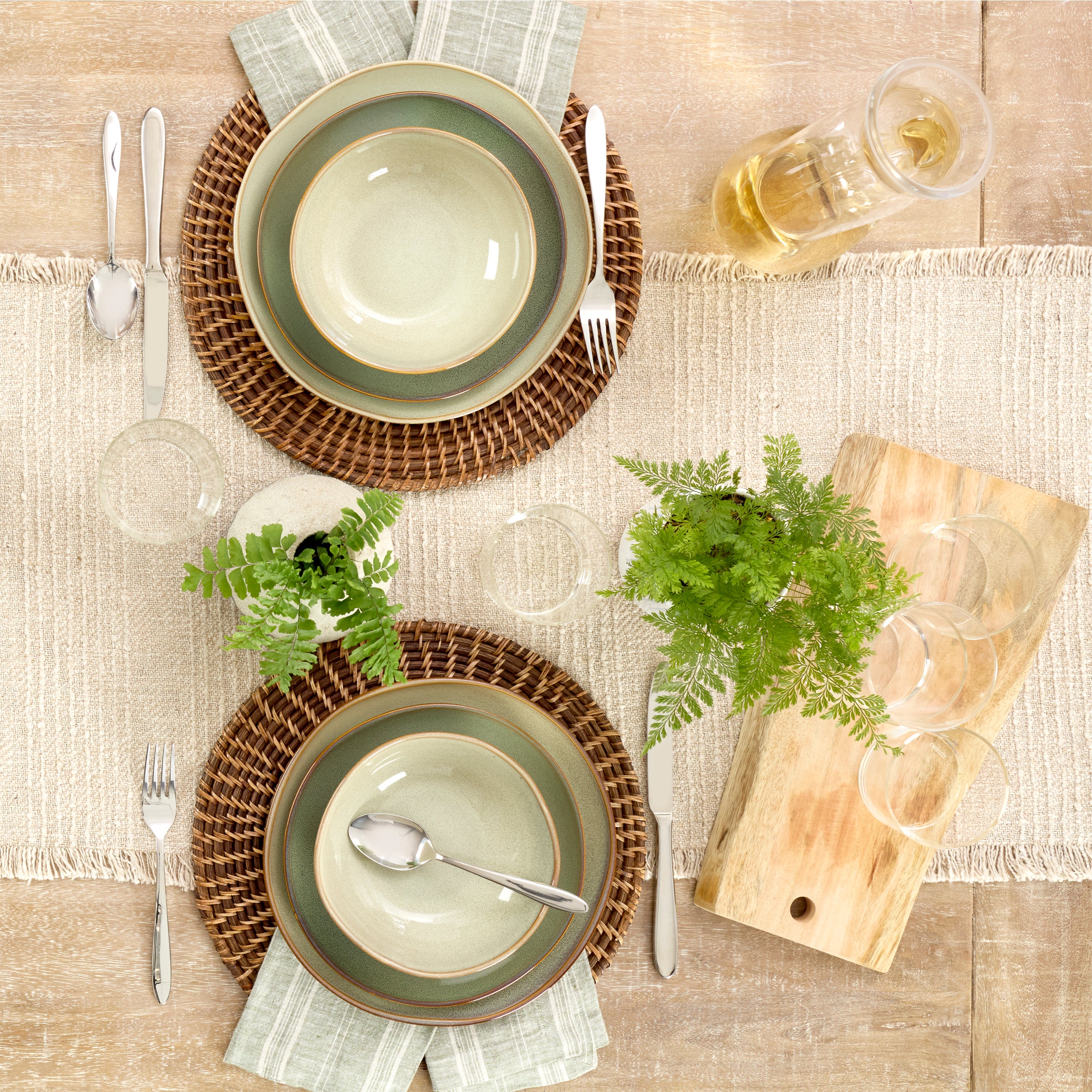 Organic Sage Green 12-Piece Dinnerware Set - Eco-Friendly Porcelain Plates, Bowls & Mugs for Everyday Dining & Entertaining
