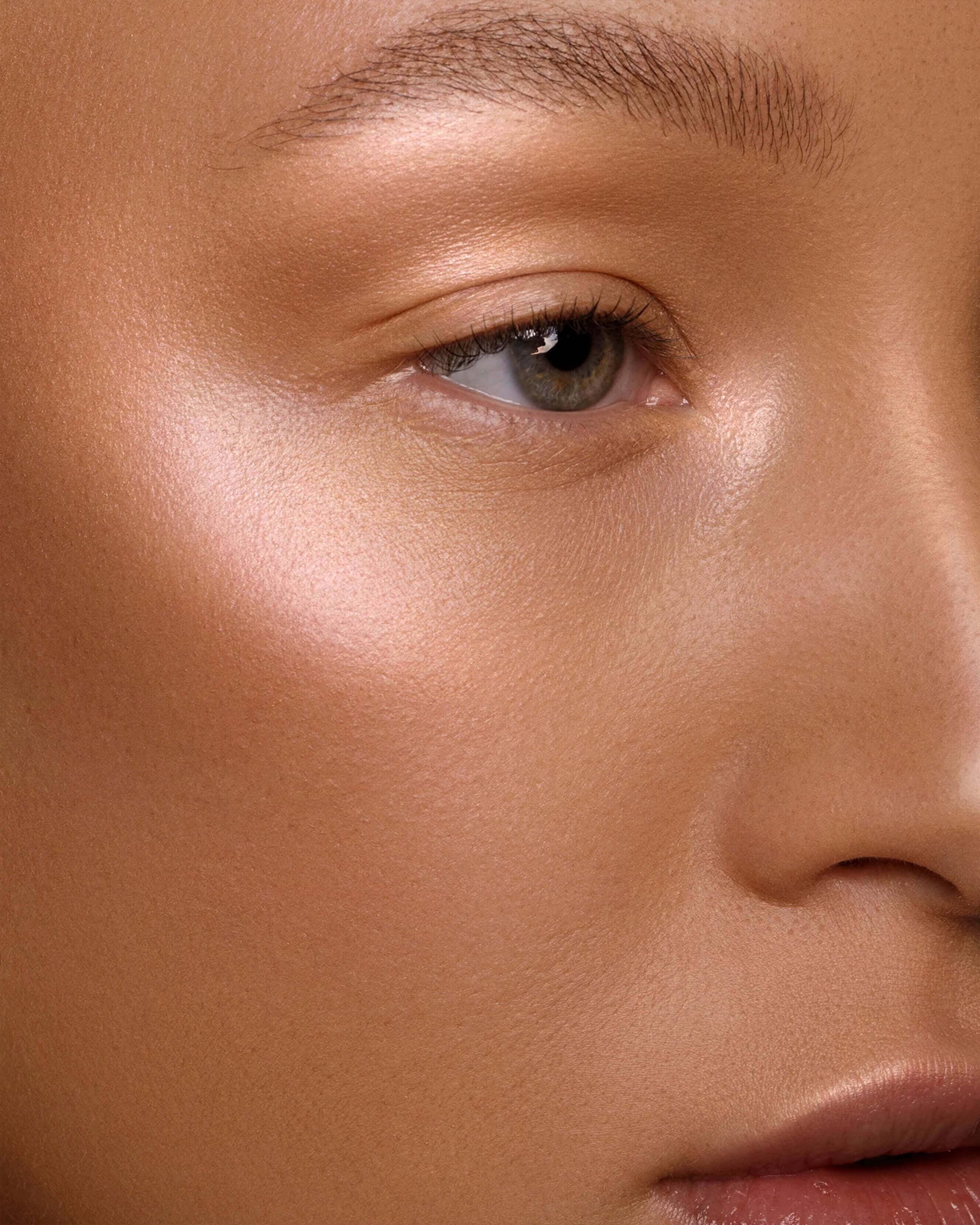 Rare Light Luminizers - Highlighter Makeup for Glowing Skin | Perfect for Daytime & Nighttime Makeup Looks