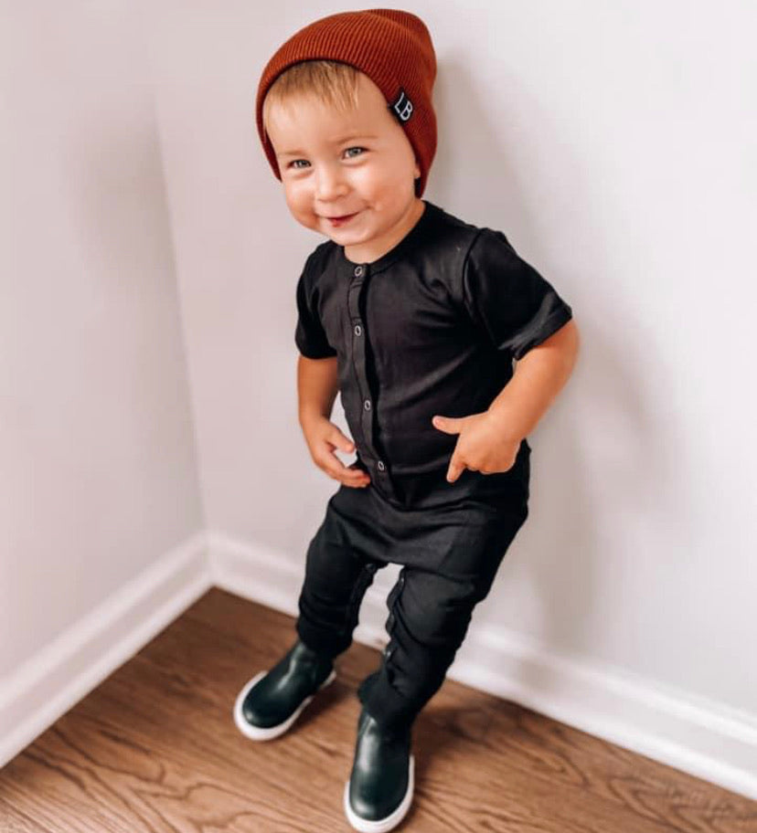 Classic Black Snap Romper for Babies - Comfortable & Stylish Outfit for Newborns, Infants, and Toddlers | Perfect for Playdates, Family Photos, and Everyday Wear
