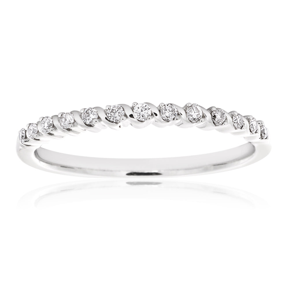 9ct White Gold Diamond Ring with 13 Brilliant Cut Diamonds - Elegant Engagement & Wedding Jewelry for Women - Perfect for Proposals, Anniversaries & Special Occasions