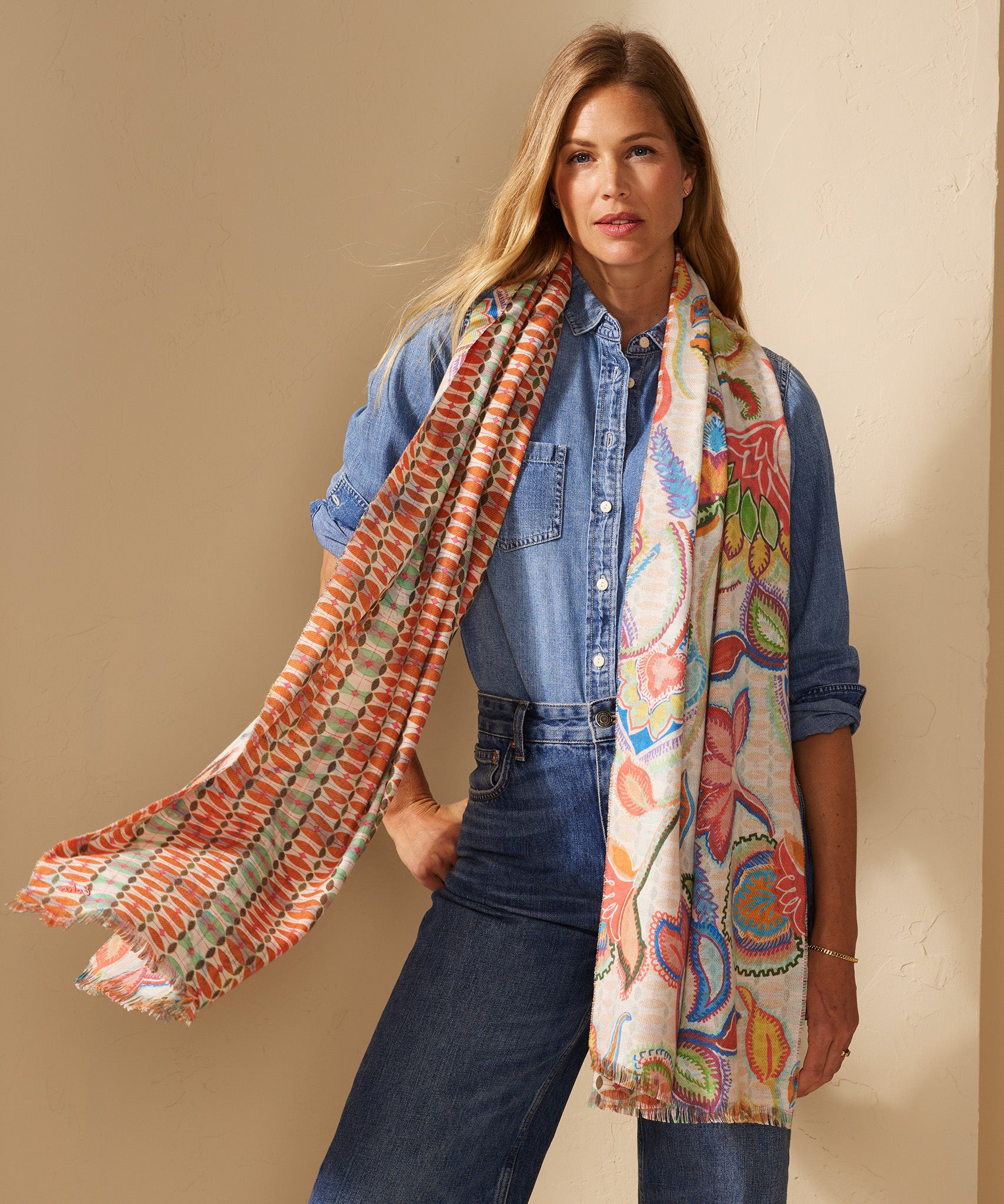 Hypnotic Garden Double Face Scarf - Soft & Stylish Winter Fashion Accessory for Women - Perfect for Office, Travel and Special Occasions