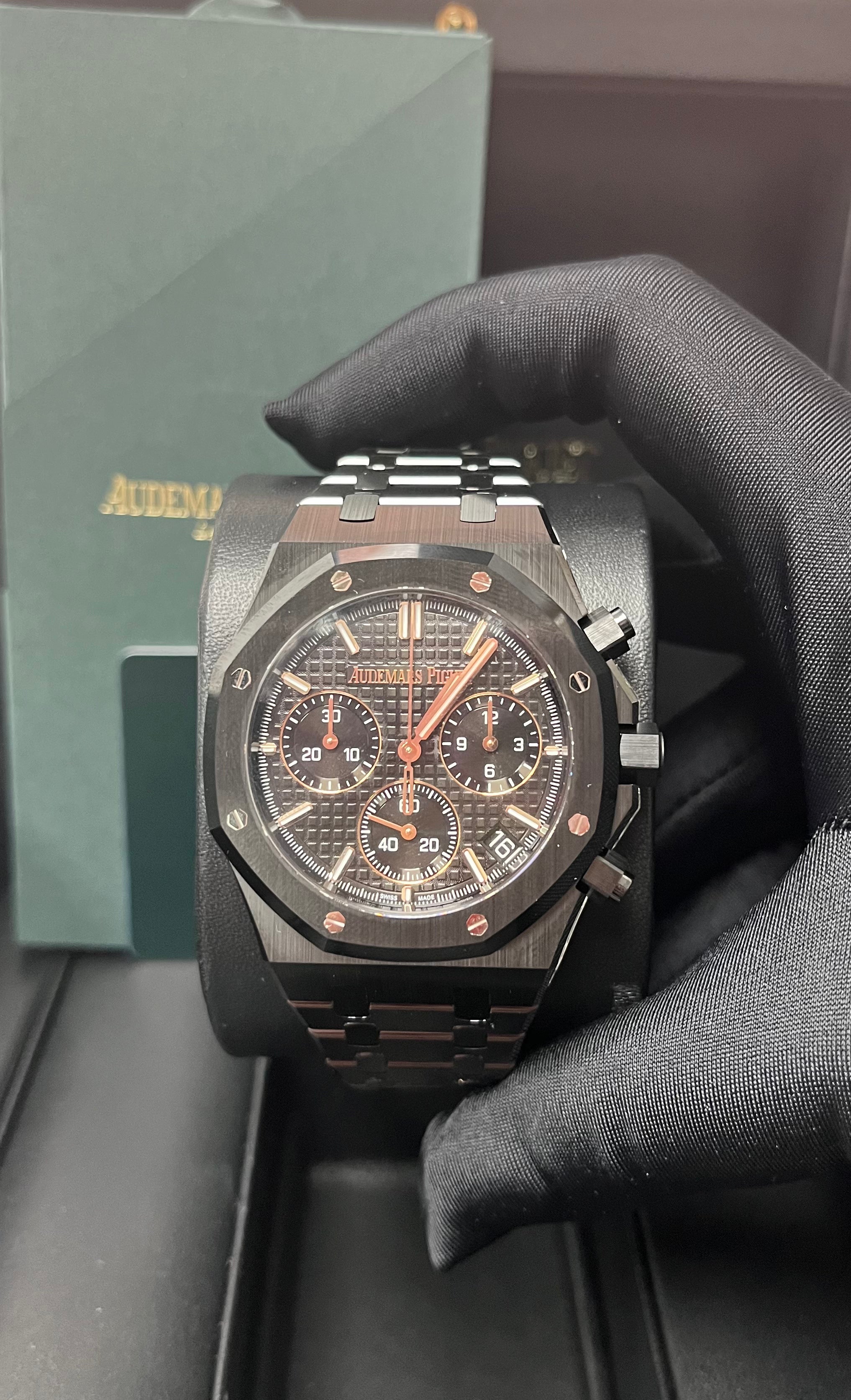 Audemars Piguet Royal Oak Chronograph 41mm Ceramic Watch 26240CE.OO.1225CE.02 - Luxury Men's Sports Watch for Business & Formal Occasions