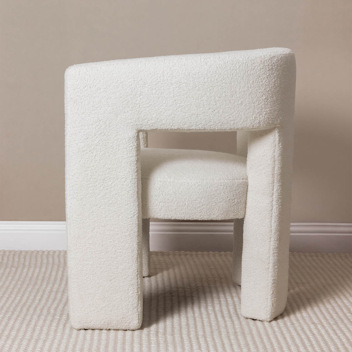 Bella Boucle Armchair - Modern Upholstered Accent Chair with Soft Boucle Fabric, Comfortable Lounge Chair for Living Room, Bedroom, or Office - Perfect for Reading, Relaxing, and Home Decor