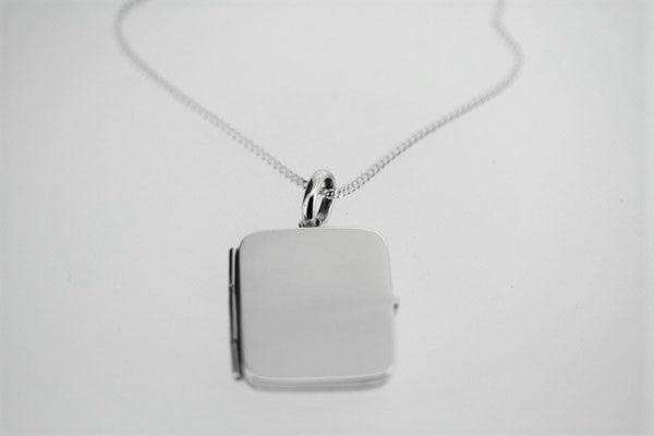 Elegant Large Locket Pendant Necklace with 55cm Silver Chain - Perfect for Valentine's Day Gifts & Everyday Jewelry
