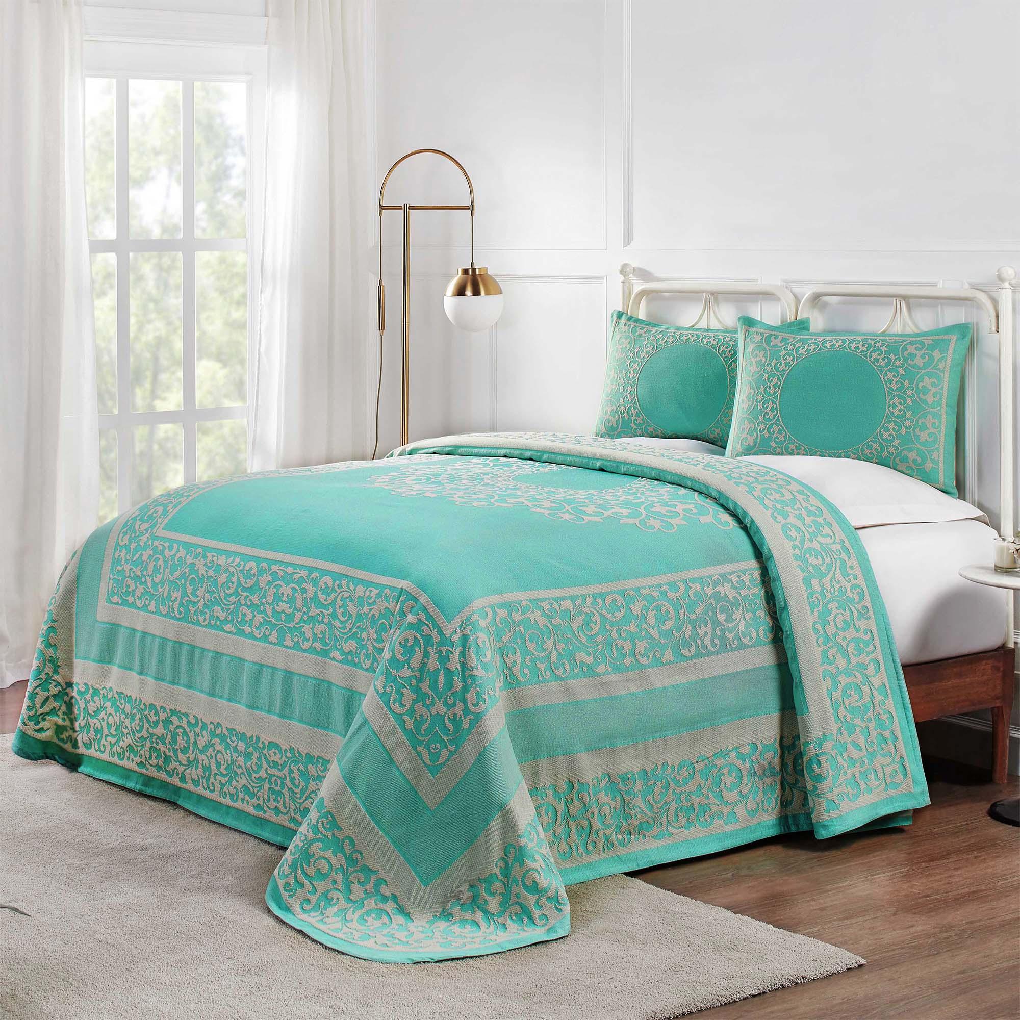 Lyron Cotton Blend Woven Jacquard Floral Scroll Bedspread Set - Queen Size Luxury Bedding for Master Bedroom & Guest Room Decor