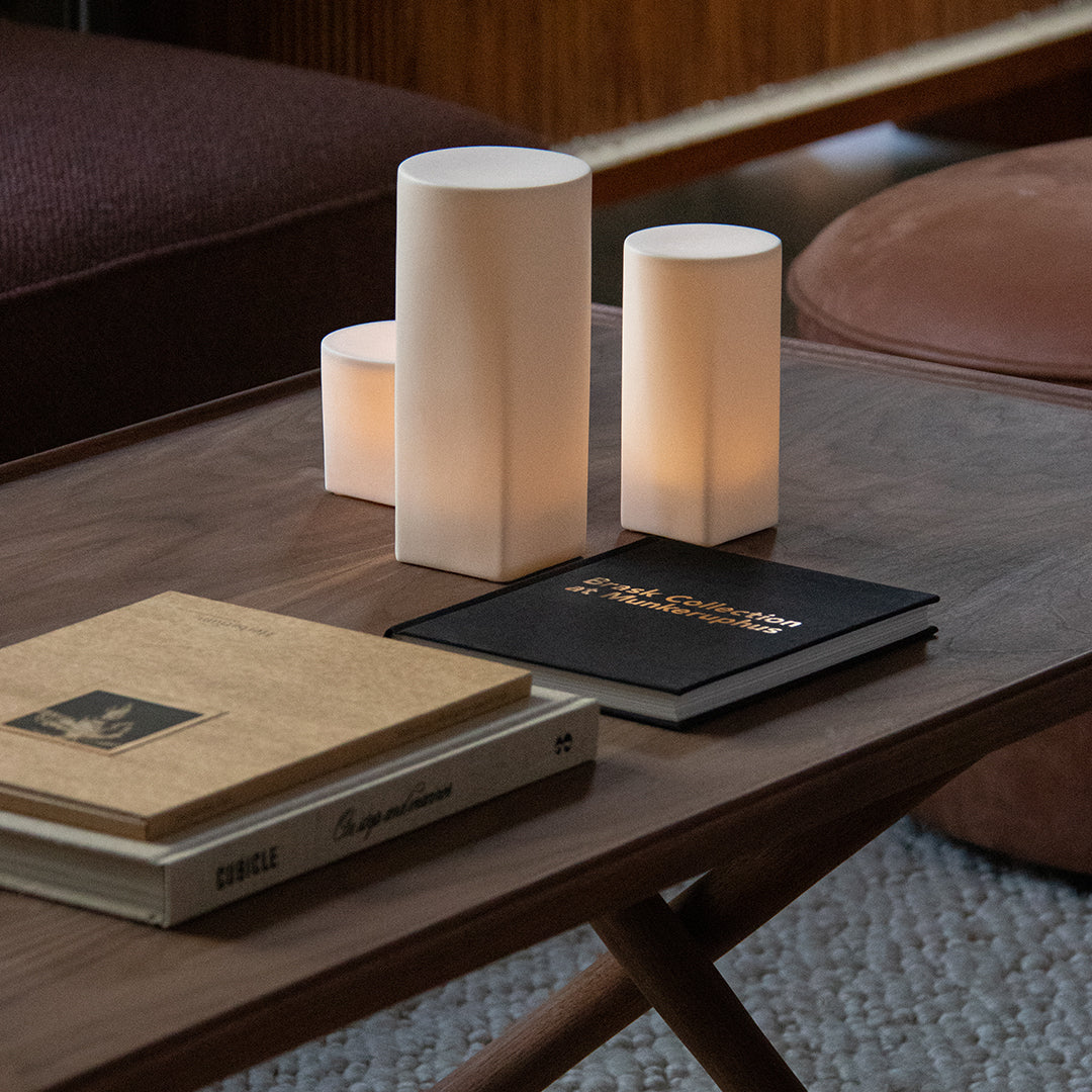 Premium Flameless LED Candles - Realistic Battery Operated Candles for Home Decor, Wedding, Romantic Dinner & Relaxation