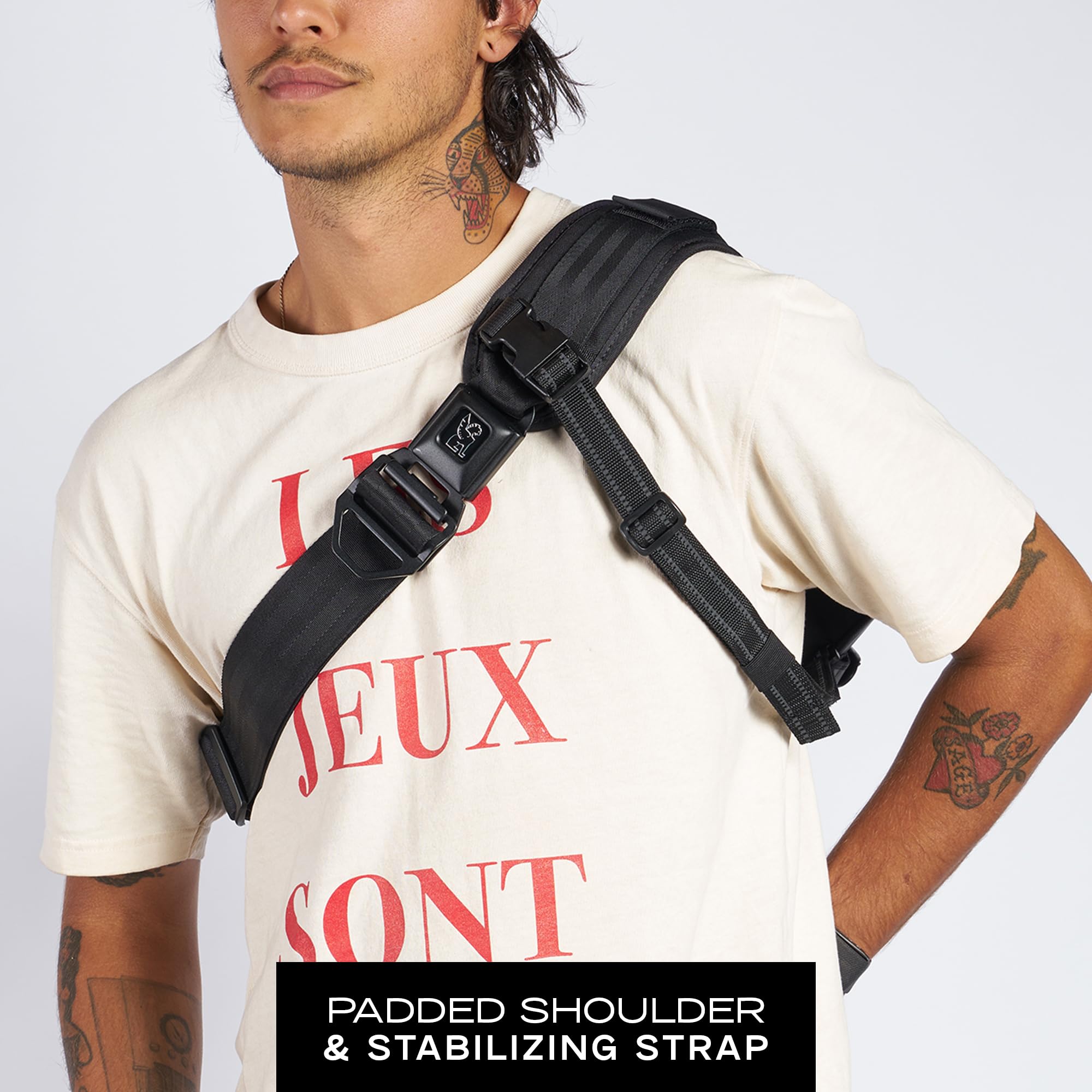 Chrome Industries Kadet Sling Messenger Bag - Unisex Crossbody Backpack with Quick Release Buckle for Commuting, Travel & Everyday Use