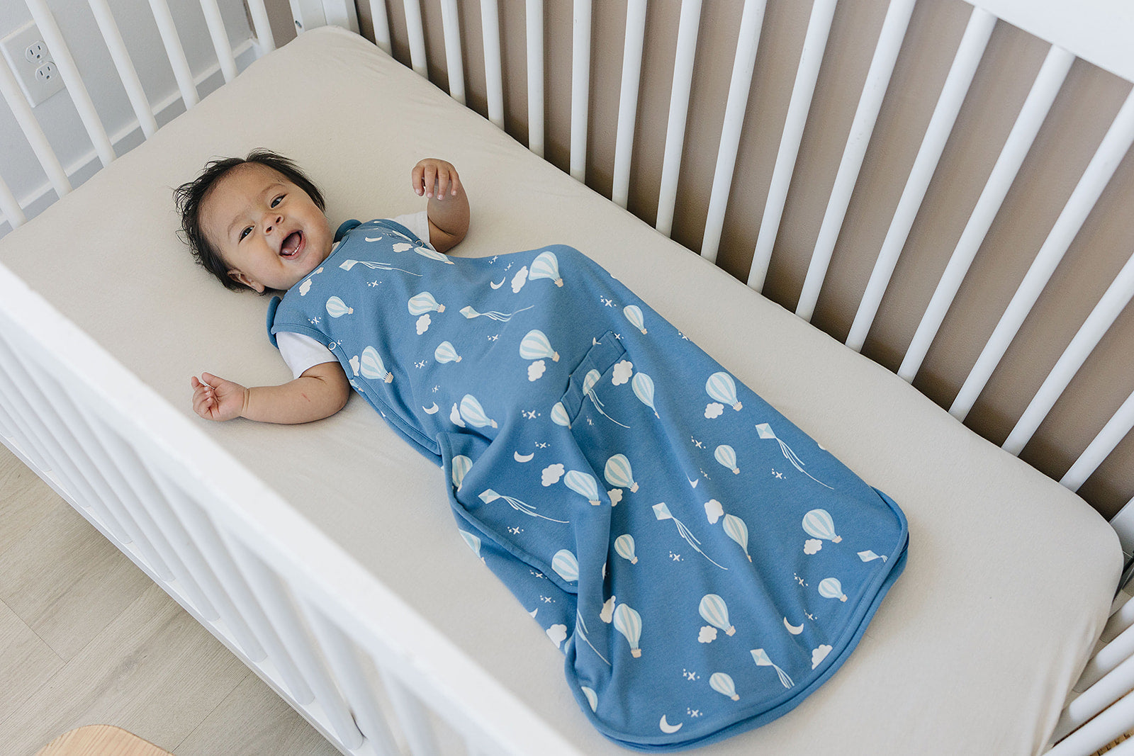 4 Season Baby Sleep Sack - Merino Wool & Organic Cotton for 2 Months to 2 Years - Hot Air Balloon Design - Perfect for Nursery, Daycare & Travel