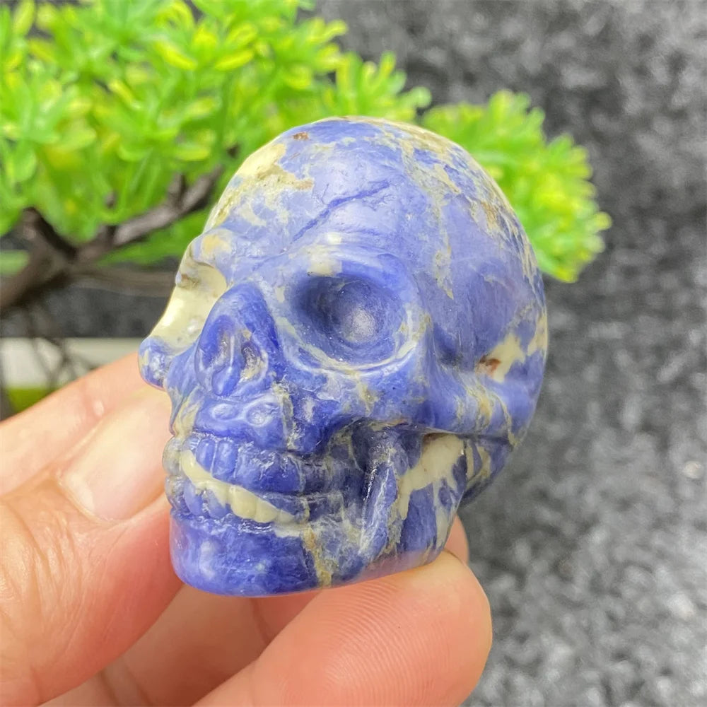 Natural Crystal Hand-Polished Carved Skull - Halloween Decor, Home Decor, Spiritual Healing Stone, Unique Holiday Gift for Collectors & Witches - Perfect for Altars, Meditation & Gothic Decorations