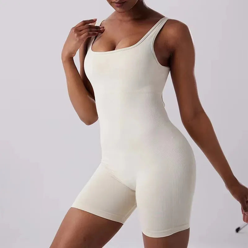 Quick Dry Backless Jumpsuit for Women - Seamless One Piece Fitness Outfit for Yoga, Running & Workouts | Hip Lifting Sports Jumpsuit | Perfect for Gym, Dance & Activewear