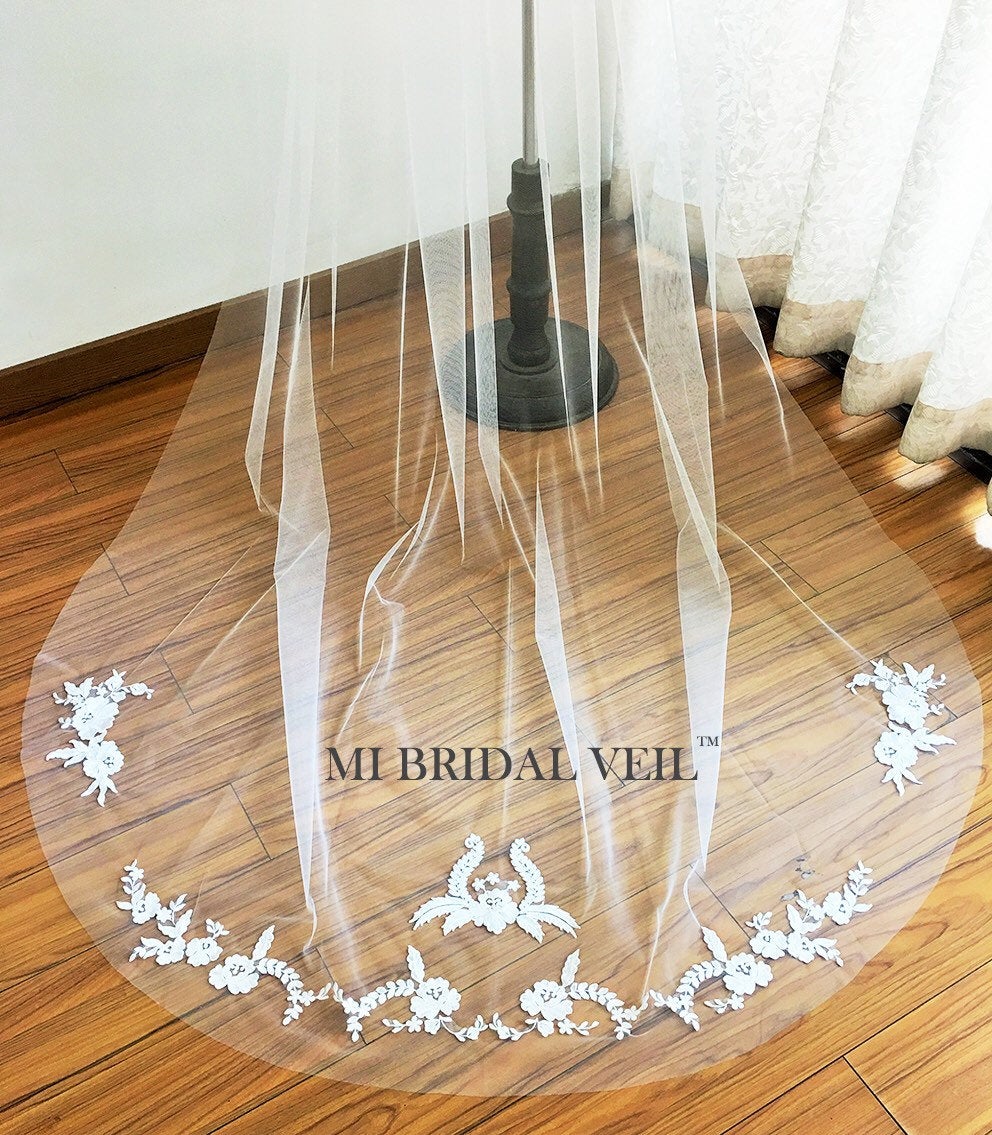 Elegant Embroidered Lace Wedding Veil - Vintage Inspired Chapel Length Bridal Veil with Lace Applique | Perfect for Romantic Weddings, Bridal Showers & Formal Occasions