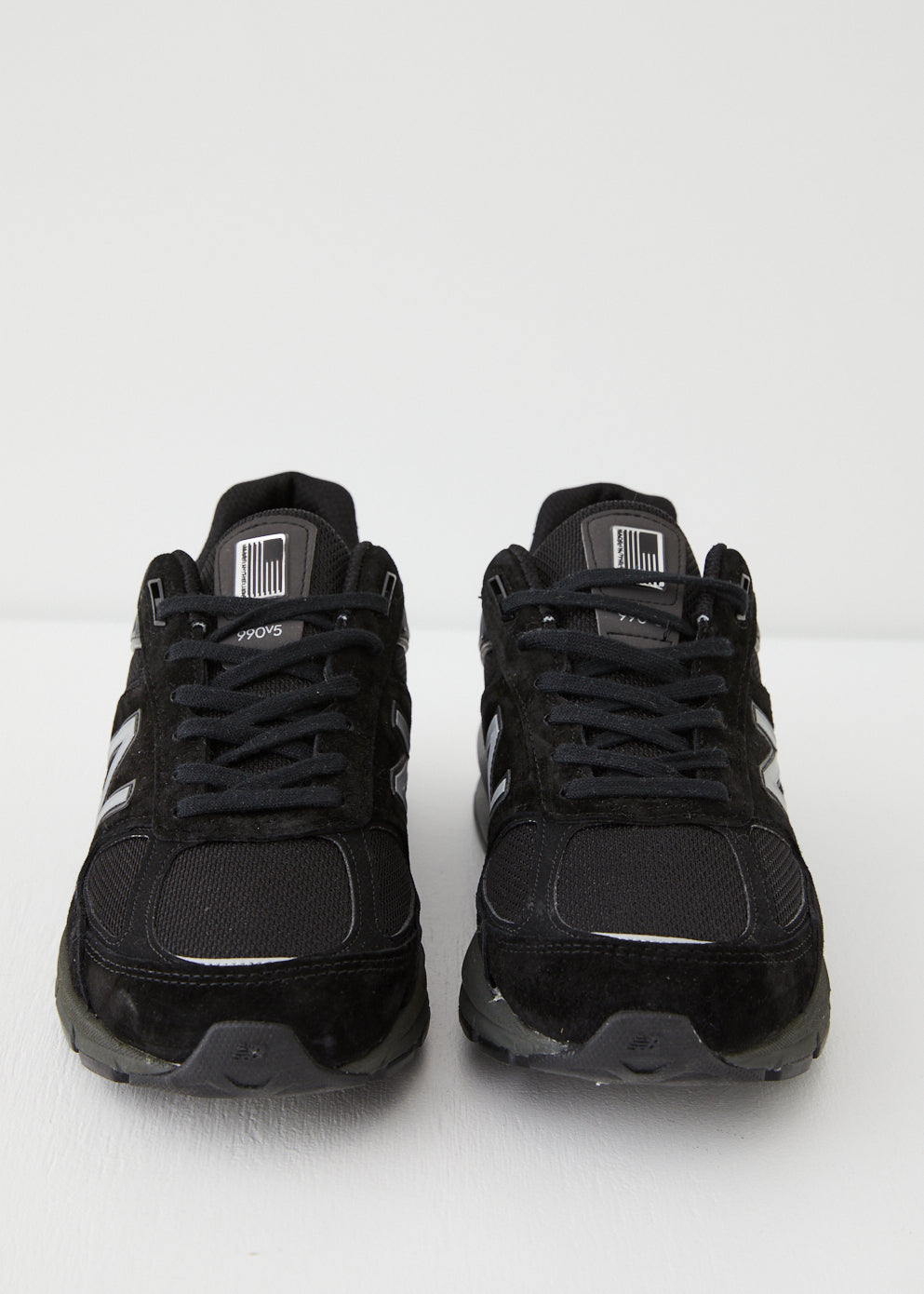 New Balance M990BK5 Black Men's Running Shoes - Lightweight Cushioned Sneakers for Jogging, Gym & Everyday Wear