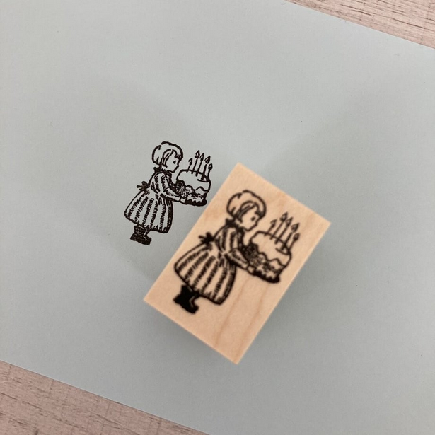 Krimgen Wooden Happy Birthday Rubber Stamp - Handmade DIY Craft Stamps for Greeting Cards, Scrapbooking & Gift Wrapping