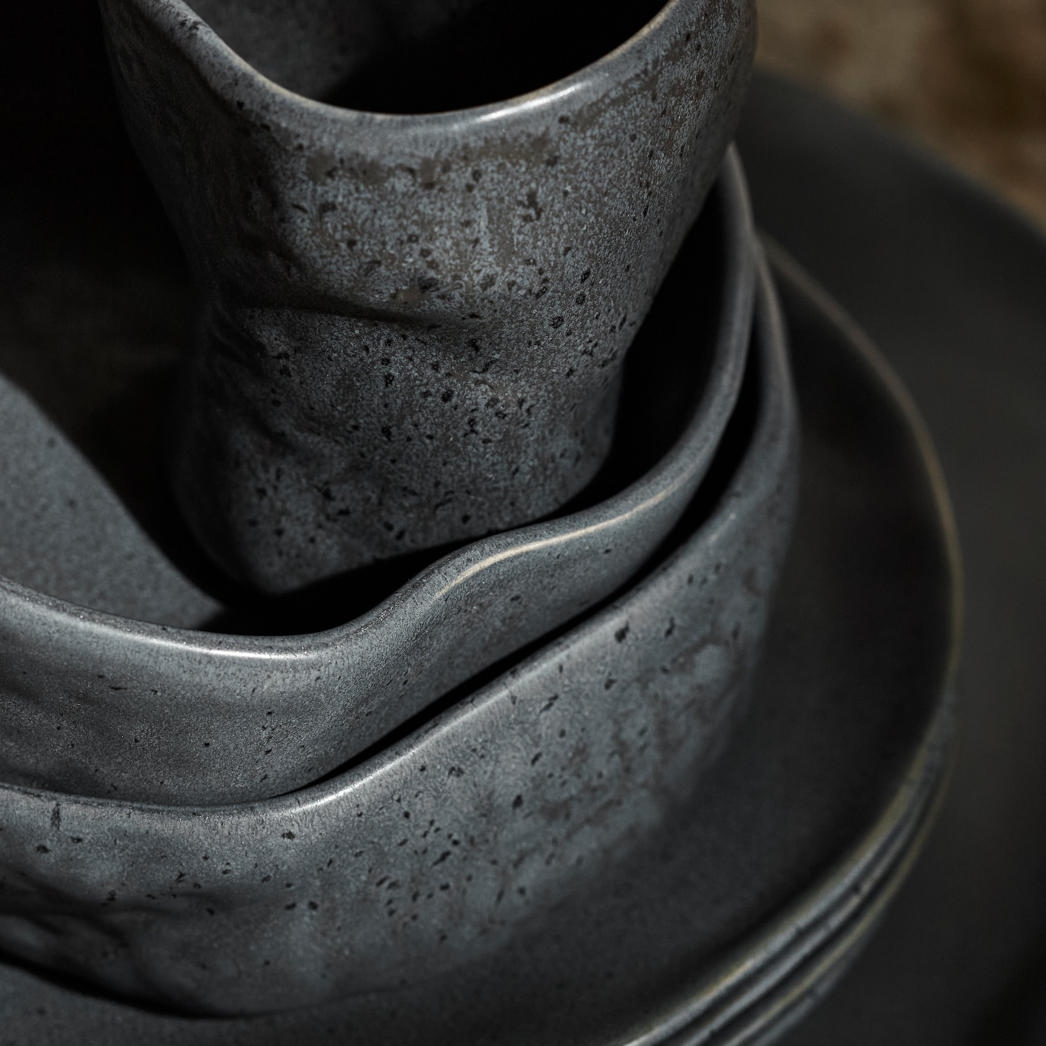 Premium Atik Stoneware Dinnerware Set - Charcoal Black Speckled Ceramic Plates & Bowls for Everyday Dining & Entertaining