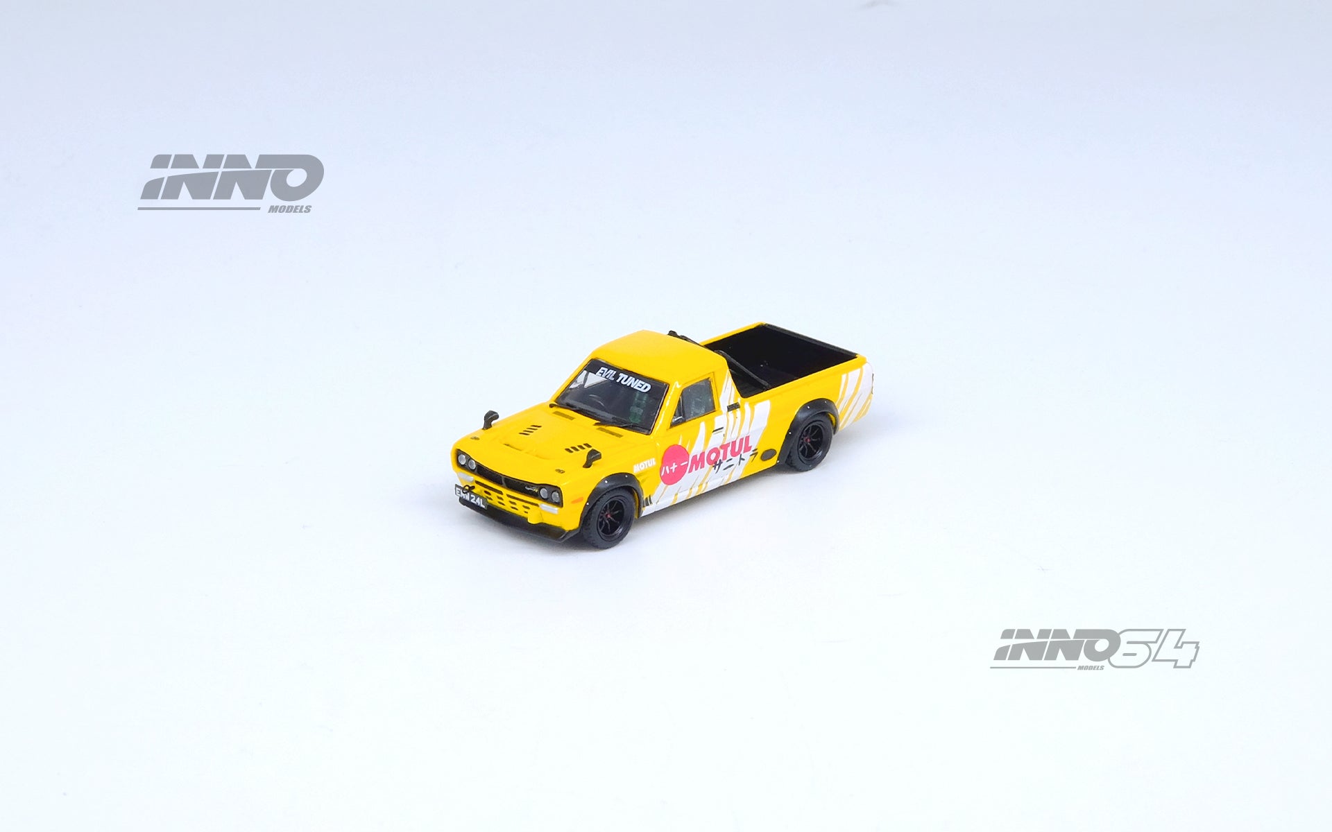 INNO64 1/64 Scale Nissan Hakotora Pickup Truck Diecast Model - MOTUL Racing Livery - Collectible Miniature Car for Display, Gifts & Racing Enthusiasts