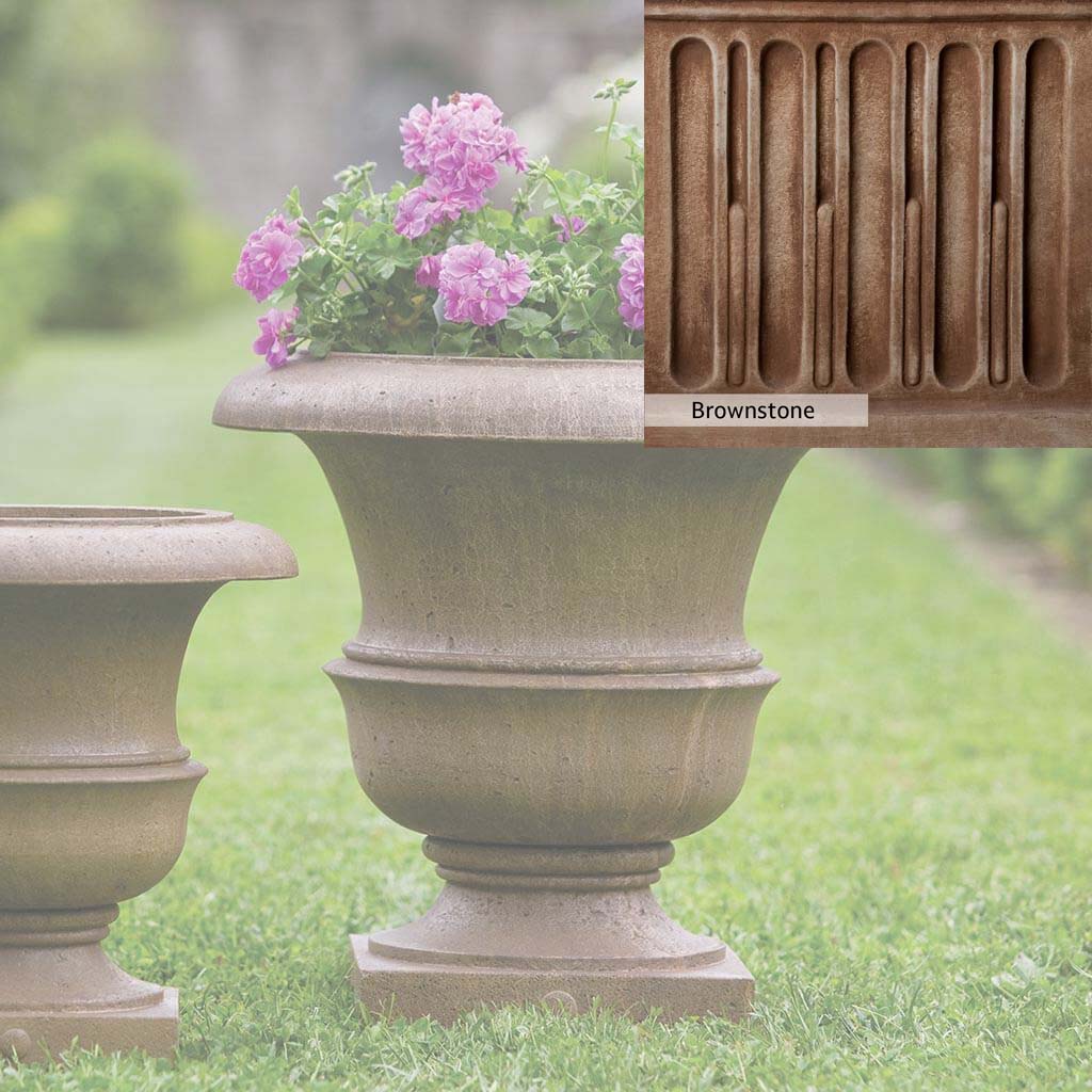 Campania International Williamsburg Wren Large Planter - Outdoor Garden Decor for Patio, Porch, and Yard - Classic Ceramic Flower Pot for Plants and Flowers