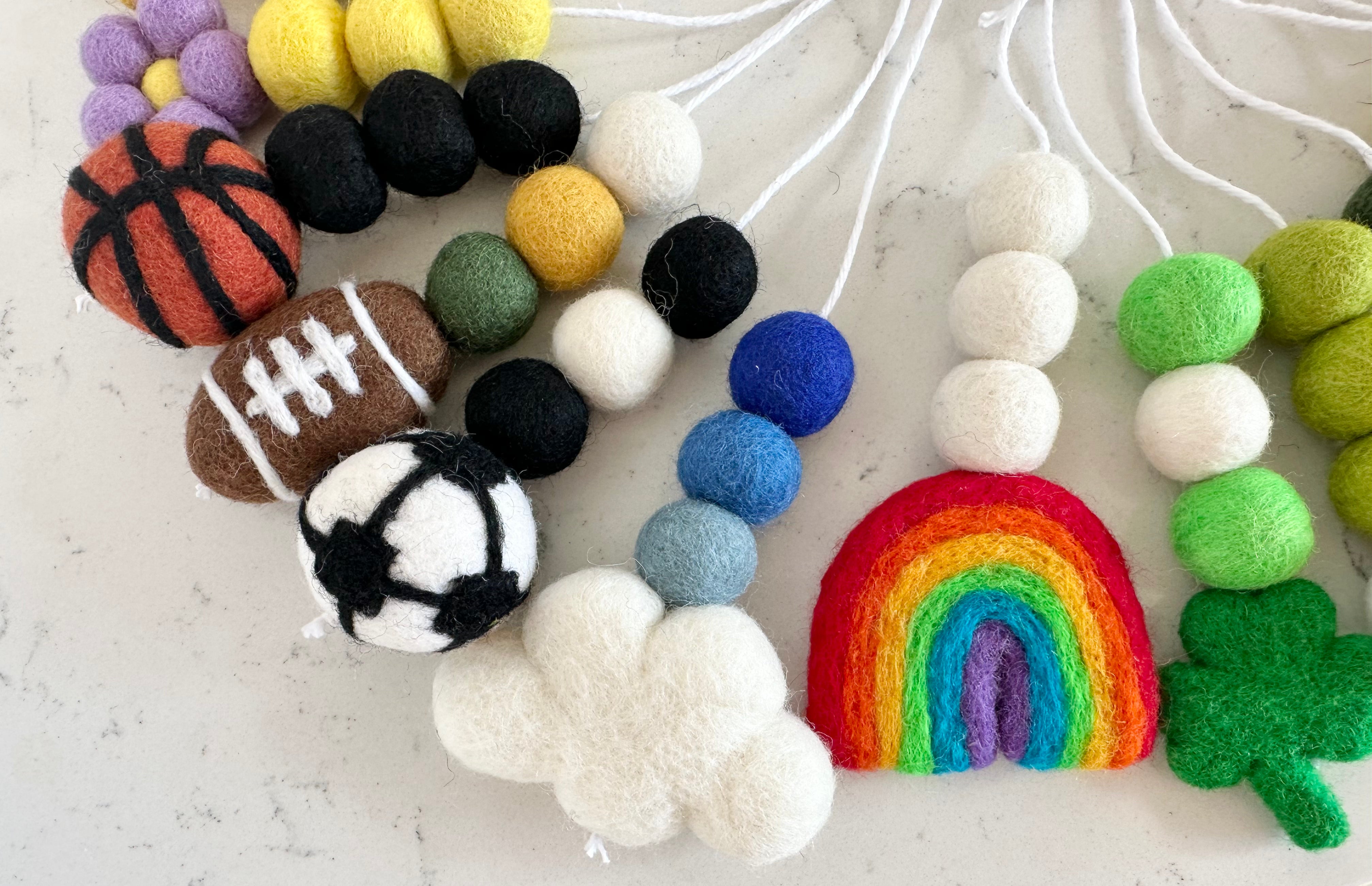 Custom Handmade Felt Keychain - Personalized Wool Felt Keyring for Gifts, Souvenirs & Everyday Use - Perfect for Keys, Bags, Backpacks & More