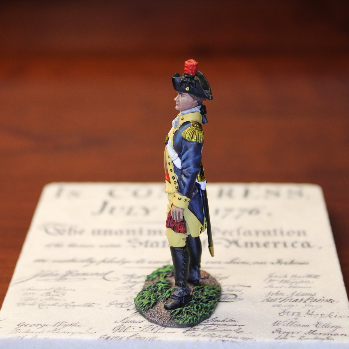 Alexander Hamilton Miniature Figurine - Detailed Collectible Statue for History Enthusiasts & Home Decor | Perfect for Display Cases, Bookshelves, and Gifts
