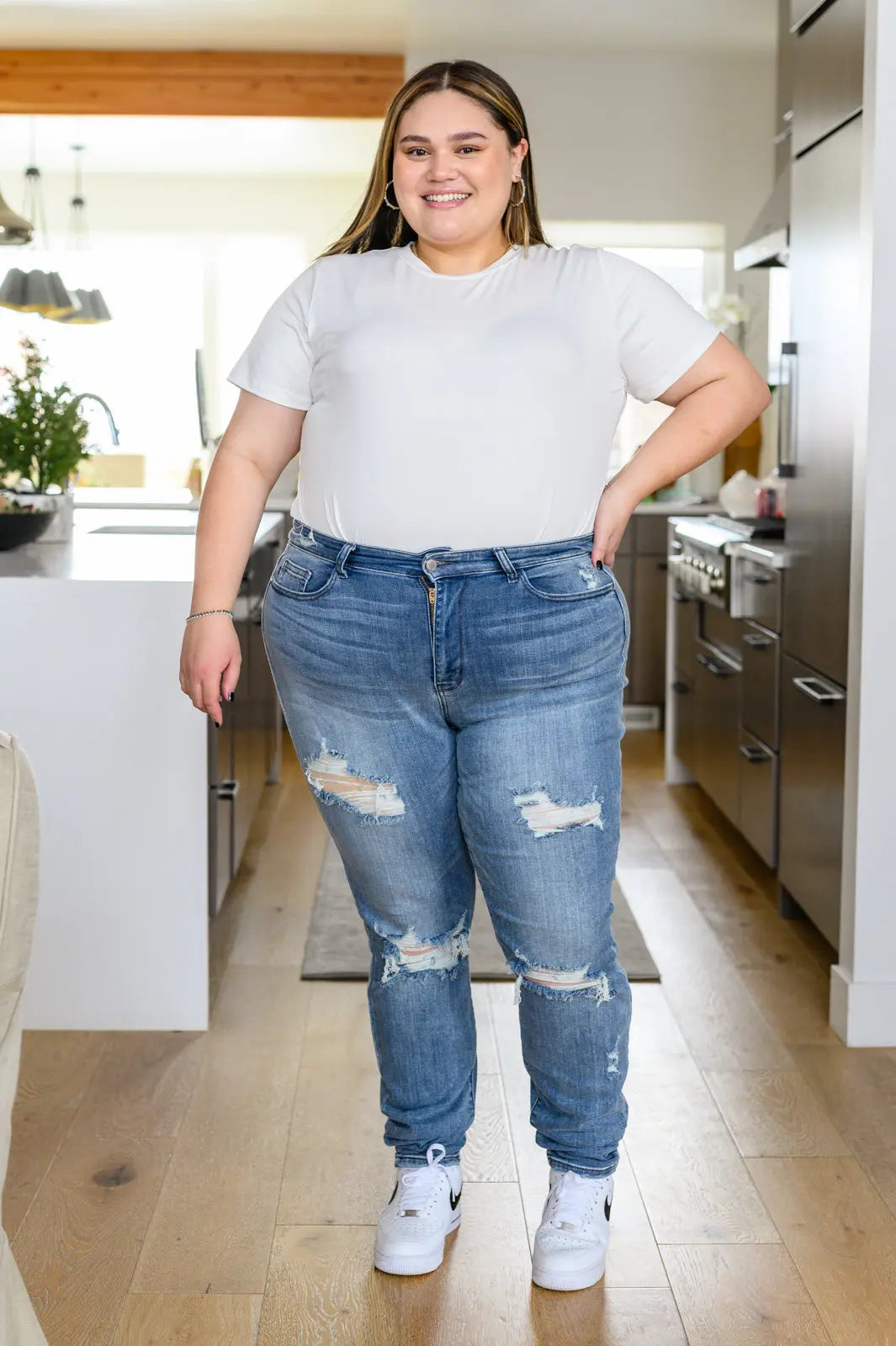Juno Tall Skinny Destroyed Jeans for Women - High Waisted Ripped Denim Pants | Perfect for Casual Outfits, Streetwear & Night Out