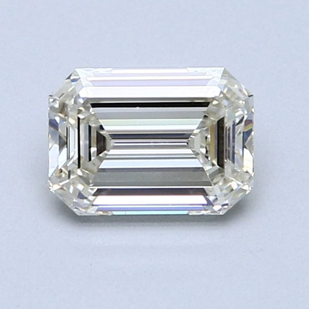 1.05 Carat K VS1 Emerald Cut Diamond Ring - Elegant Solitaire Engagement Jewelry for Weddings & Anniversaries