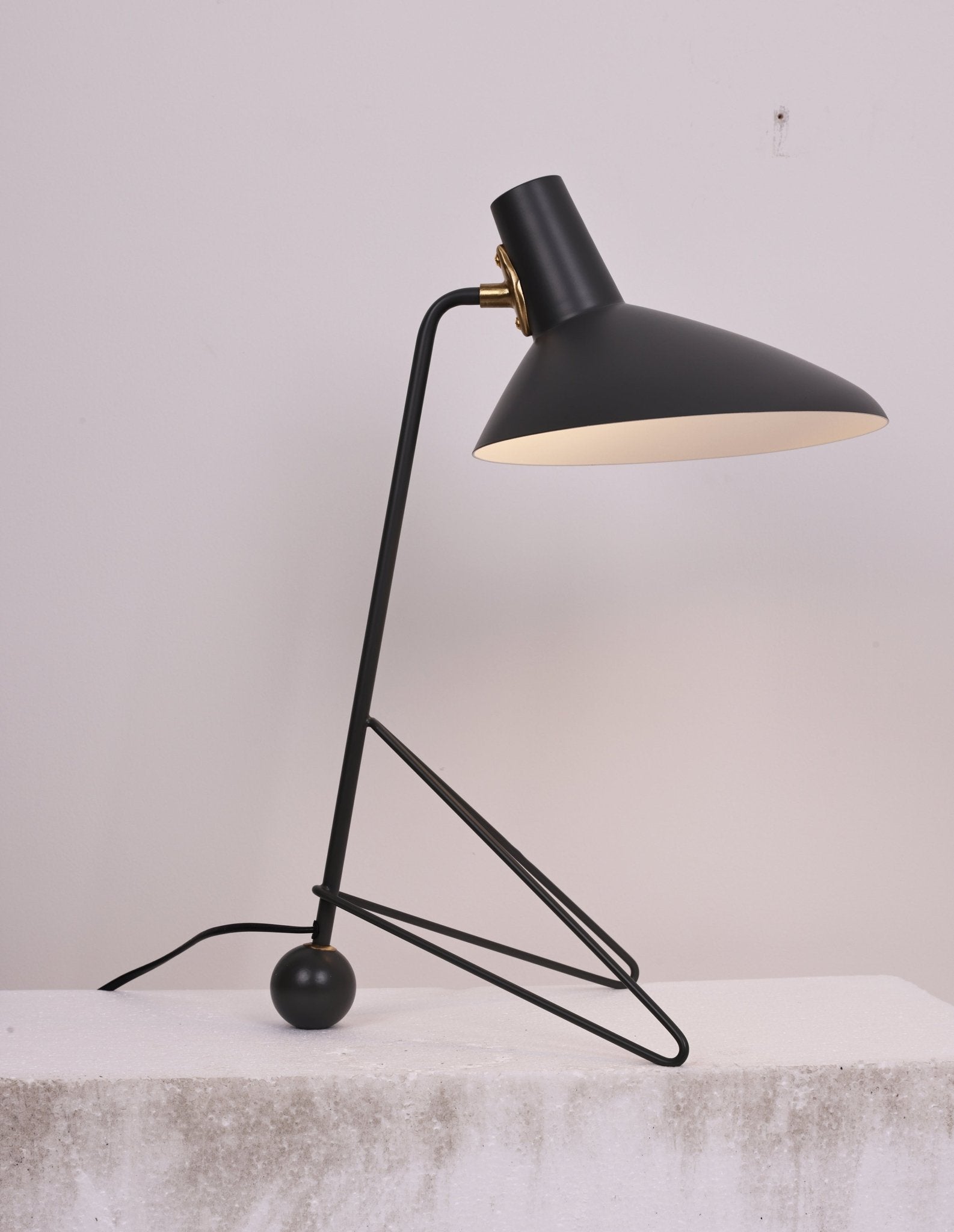 Vintage Duckbill Metal Table Lamp - Adjustable Desk Light for Study, Office & Bedroom - Warm White LED Reading Lamp with USB Port