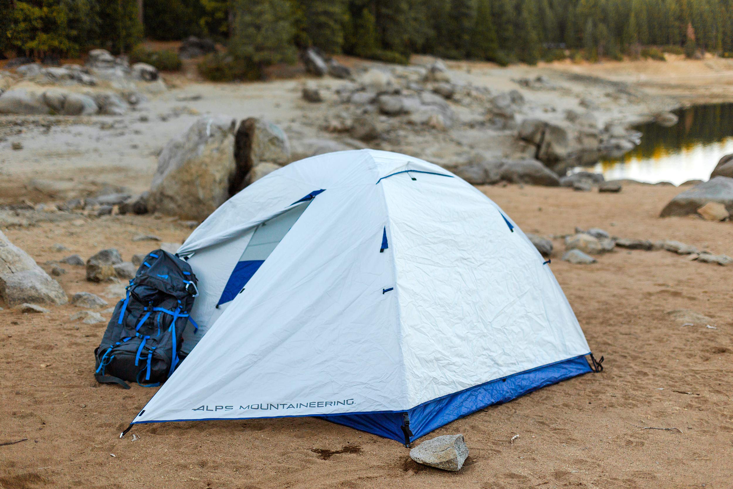 ALPS Mountaineering Lynx 2-Person Backpacking Tent - Lightweight Waterproof Camping Tent for Hiking & Outdoor Adventures | Perfect for Backpackers & Couples