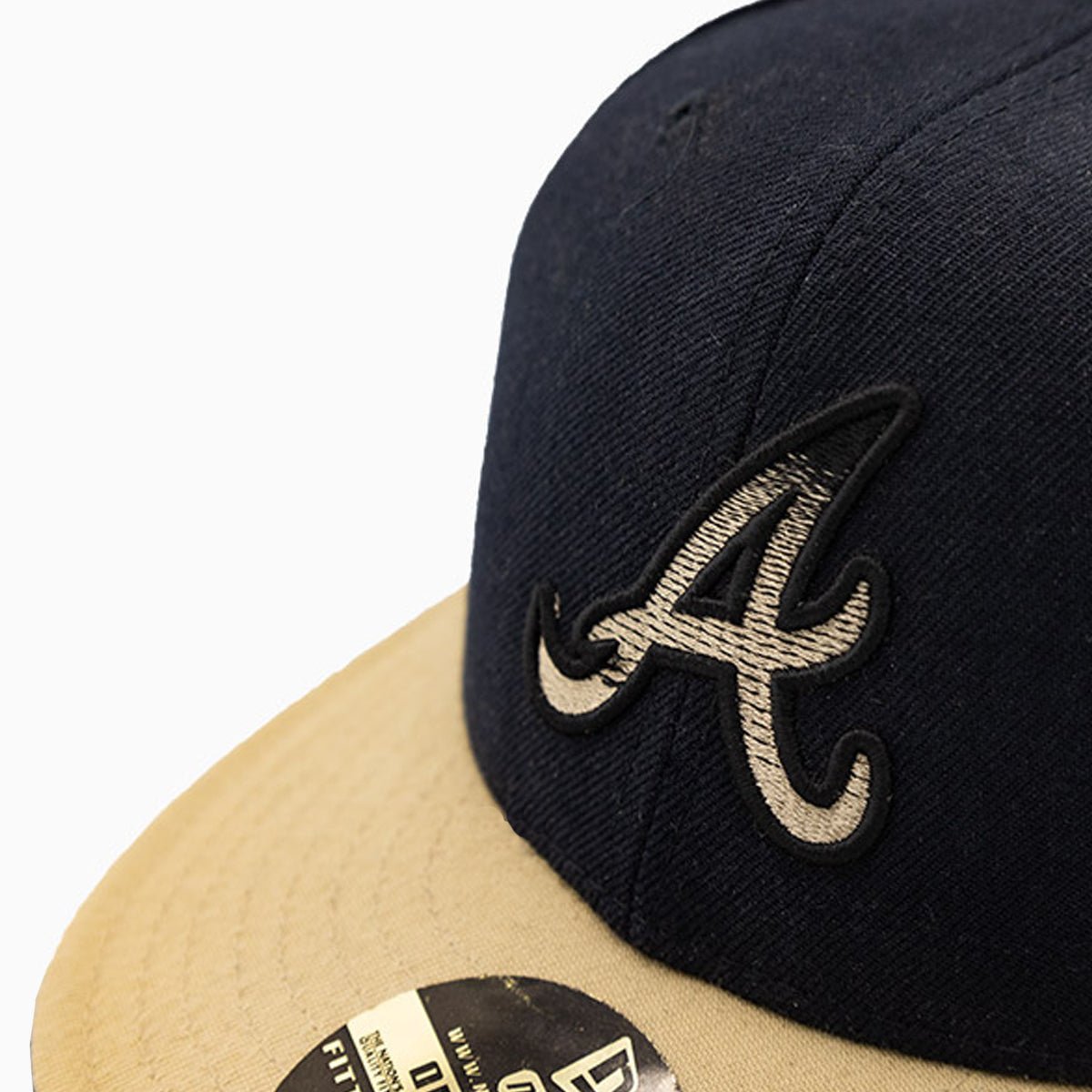 Atlanta Braves MLB 59FIFTY Fitted Baseball Cap - Official New Era Snapback Hat for Men & Women - Perfect for Games, Collecting & Streetwear Fashion