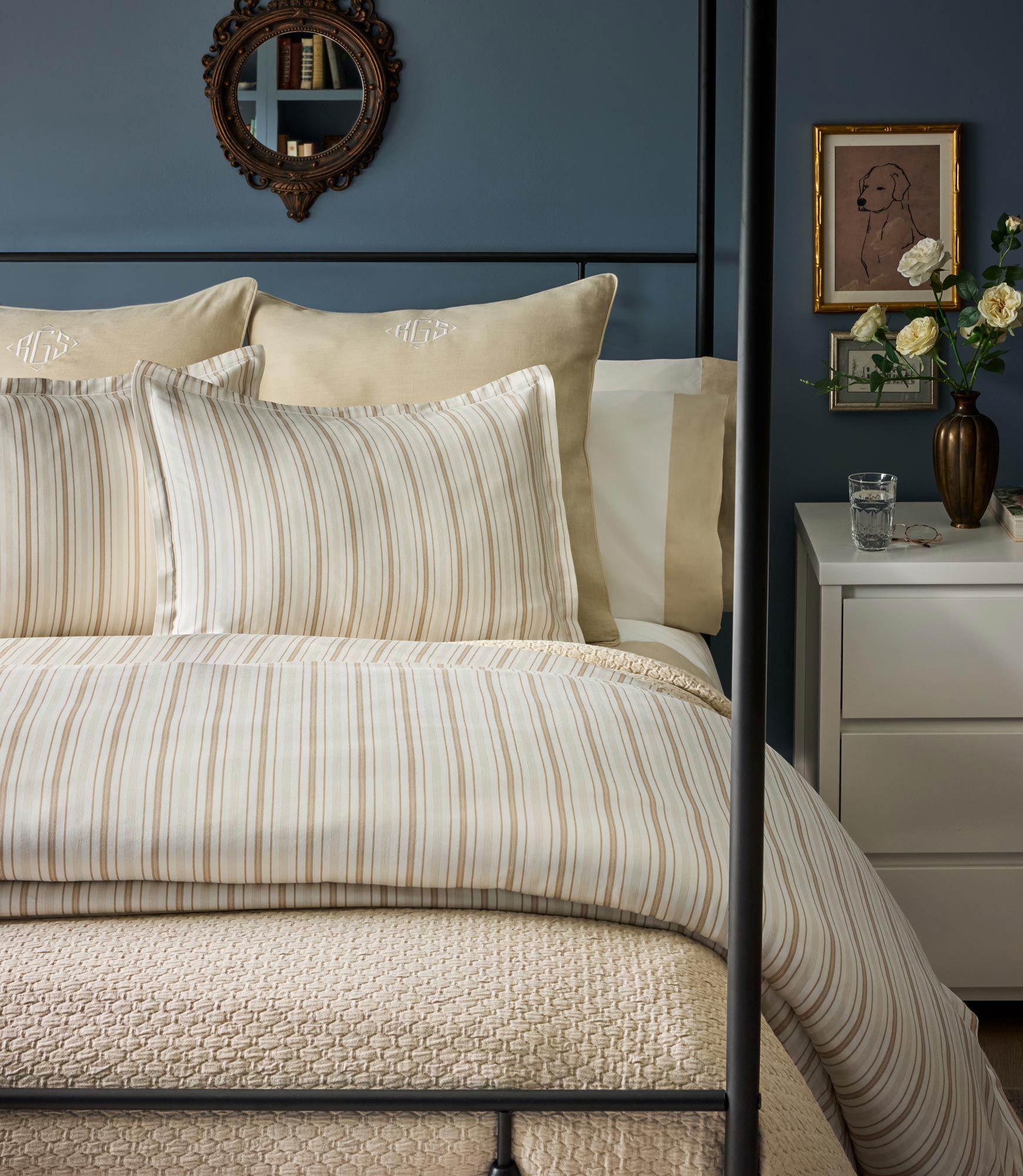 Luxury Classic Printed Duvet Cover Set - Queen Size Bedding with Pillowcases - Soft & Breathable Cotton - Perfect for Master Bedroom, Guest Room & Dorm Decor