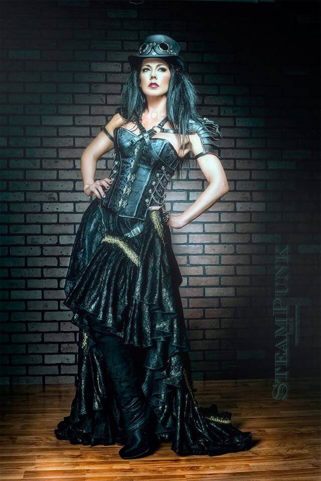 Playgirl Black Steampunk Corset with Silver Details - Gothic Lingerie for Cosplay, Halloween & Burlesque Outfits