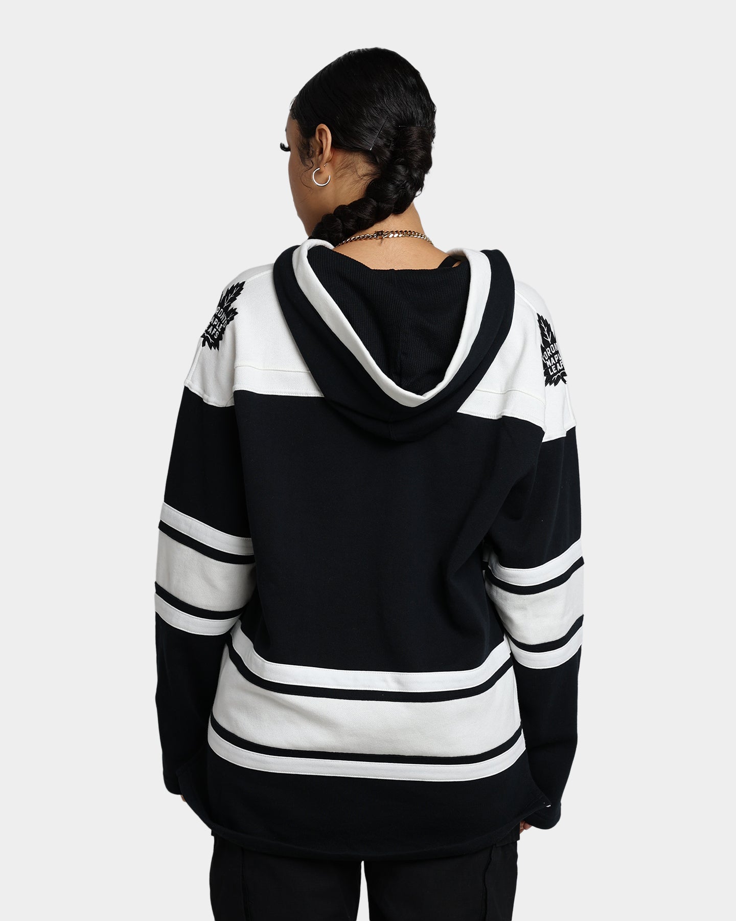 47 Brand Toronto Maple Leafs Superior Lacer Hoodie - Men's NHL Hockey Pullover Sweatshirt (Jet Black) - Perfect for Game Day, Casual Wear & Sports Fan Apparel