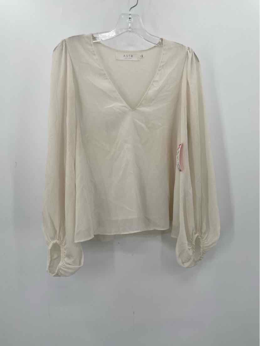 Pre-Owned ASTR Ivory Long Sleeve Blouse Size Small | Women's Casual Office Wear & Party Top