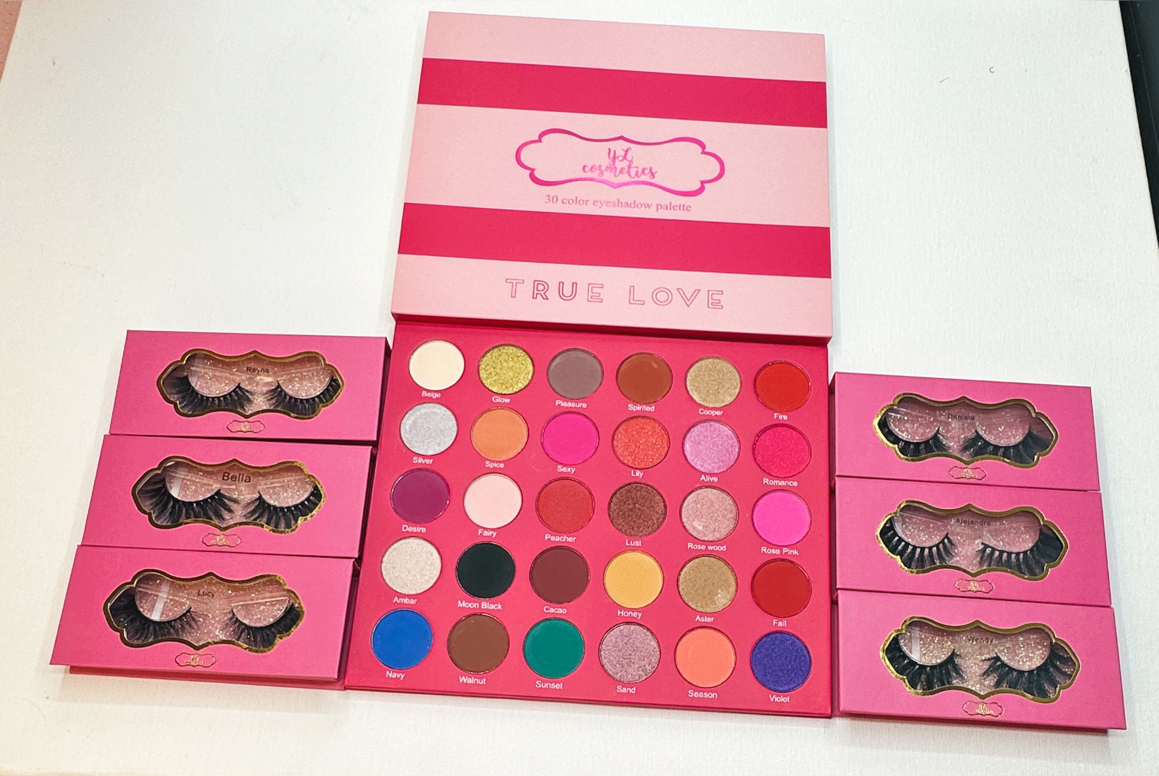 True Love Gift Bundle - Romantic Present for Couples, Anniversaries & Valentine's Day - Perfect for Date Nights & Special Occasions