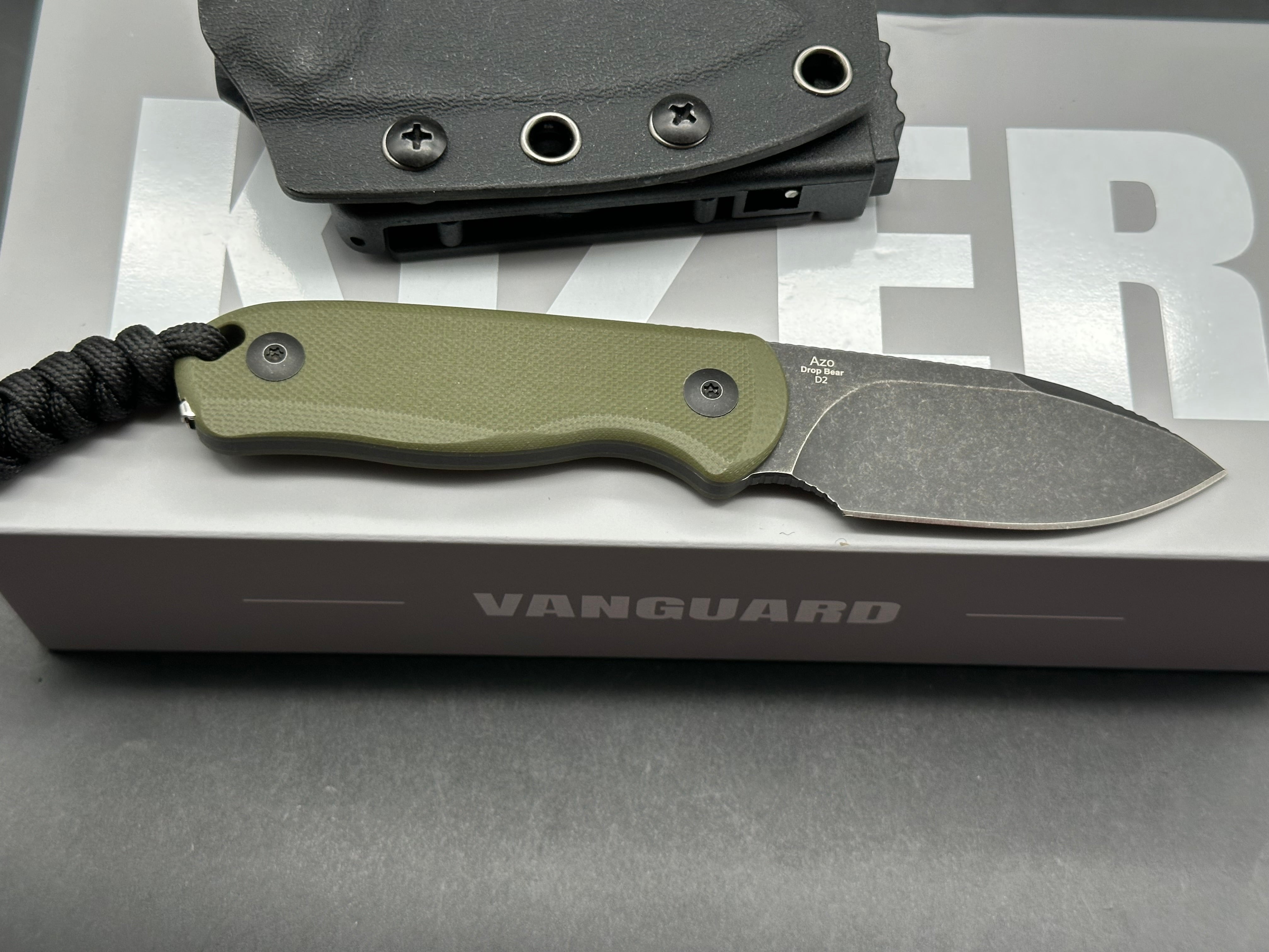 KIZER DROP BEAR Fixed Blade Knife - 3.5
