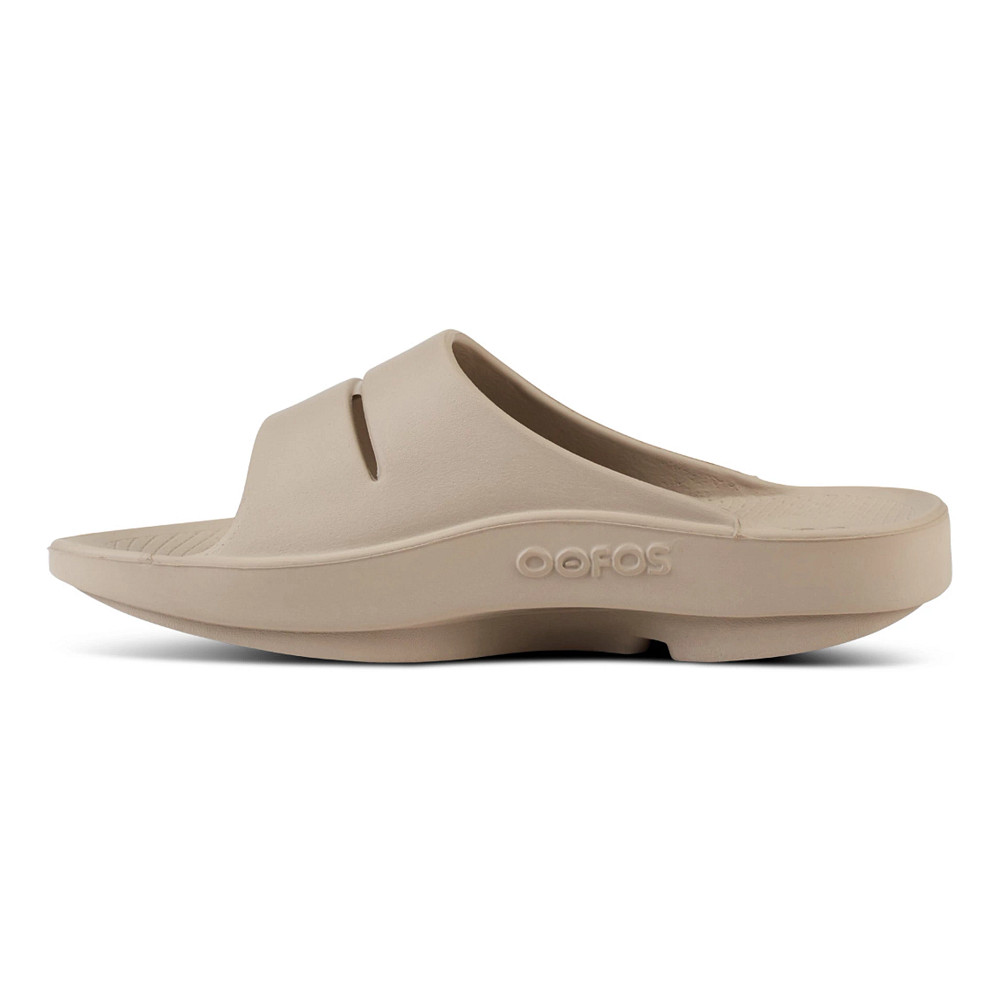 OOFOS Ooahh Slide - Comfortable Recovery Sandals for Men & Women - Perfect for Post-Workout, Travel & Relaxation at Home