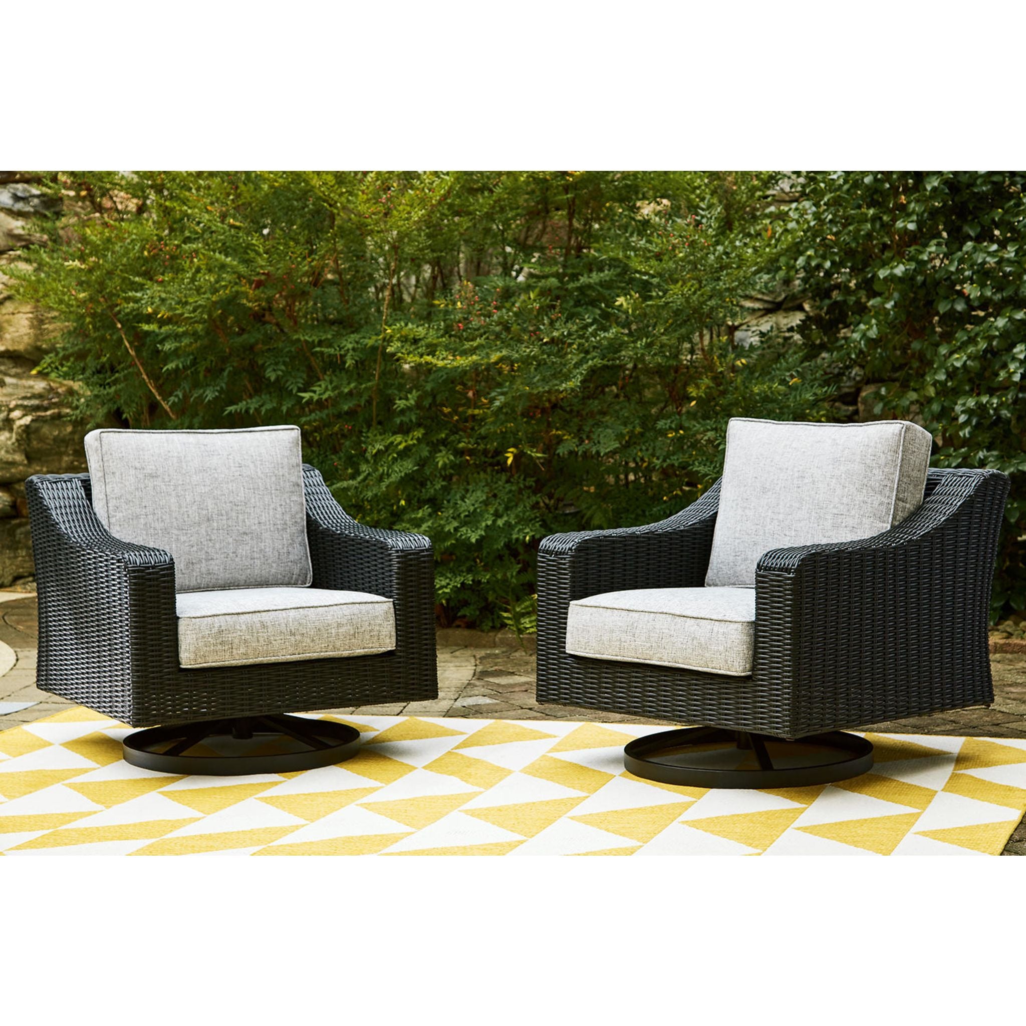 Beachcroft Outdoor Swivel Lounge Chair with Cushion - Patio Furniture for Poolside, Garden & Backyard Relaxation - Water-Resistant & Comfortable Sunbathing Chair